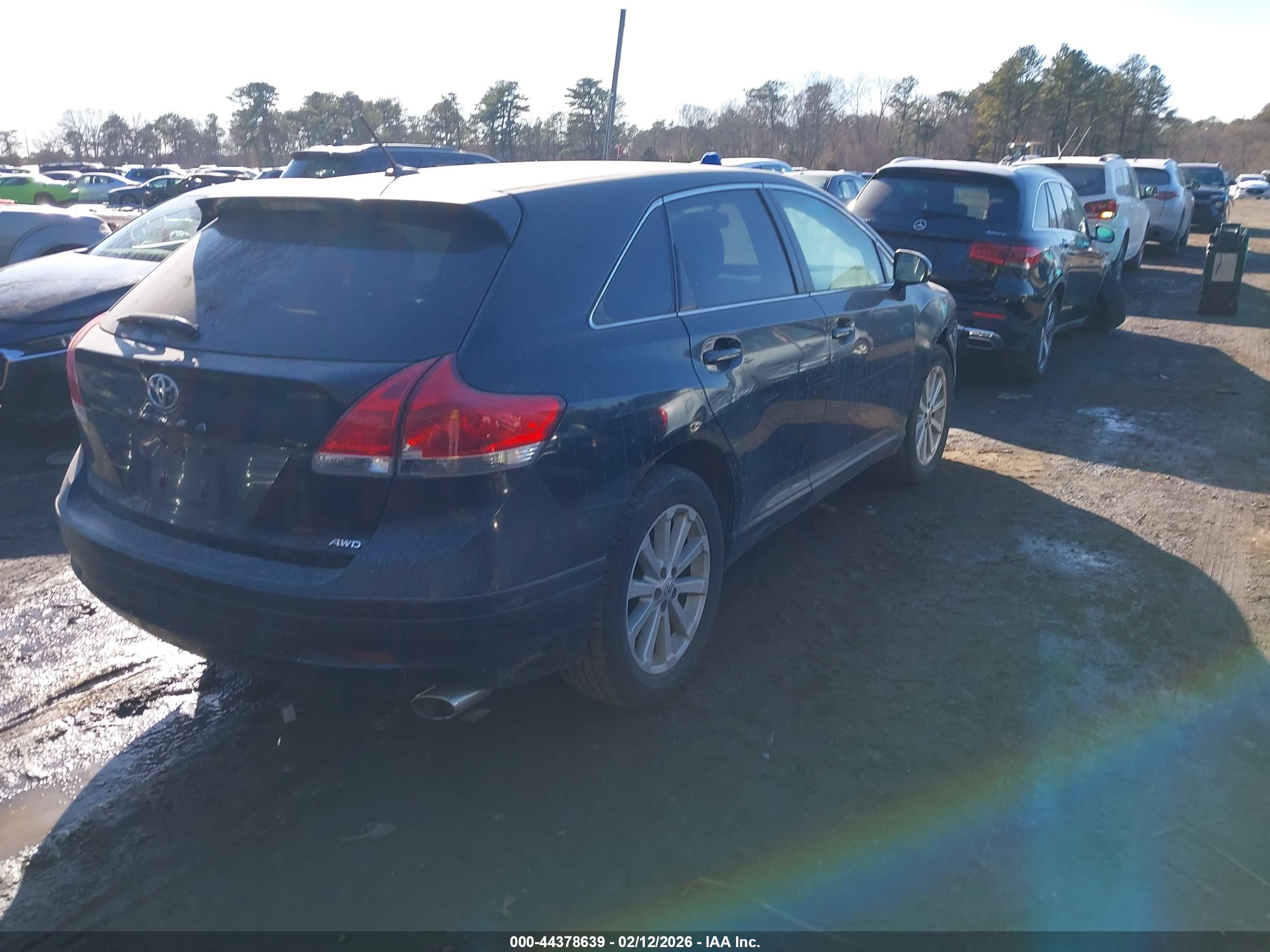 TOYOTA VENZA image 4