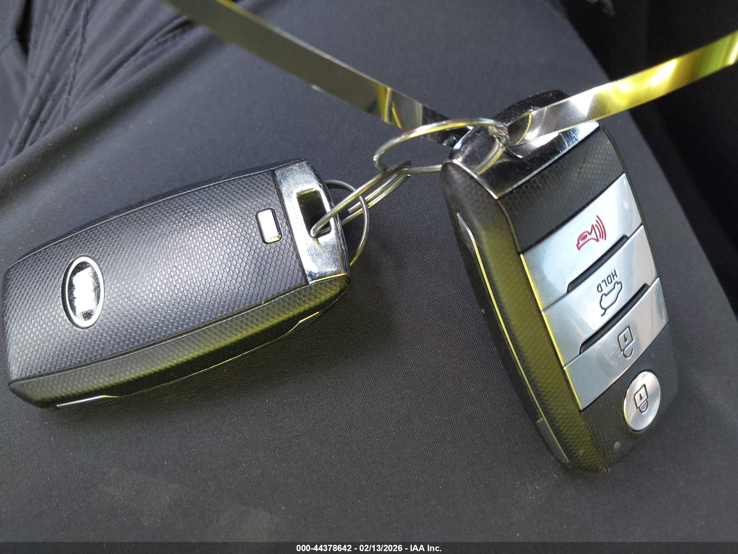 KIA SORENTO image 11