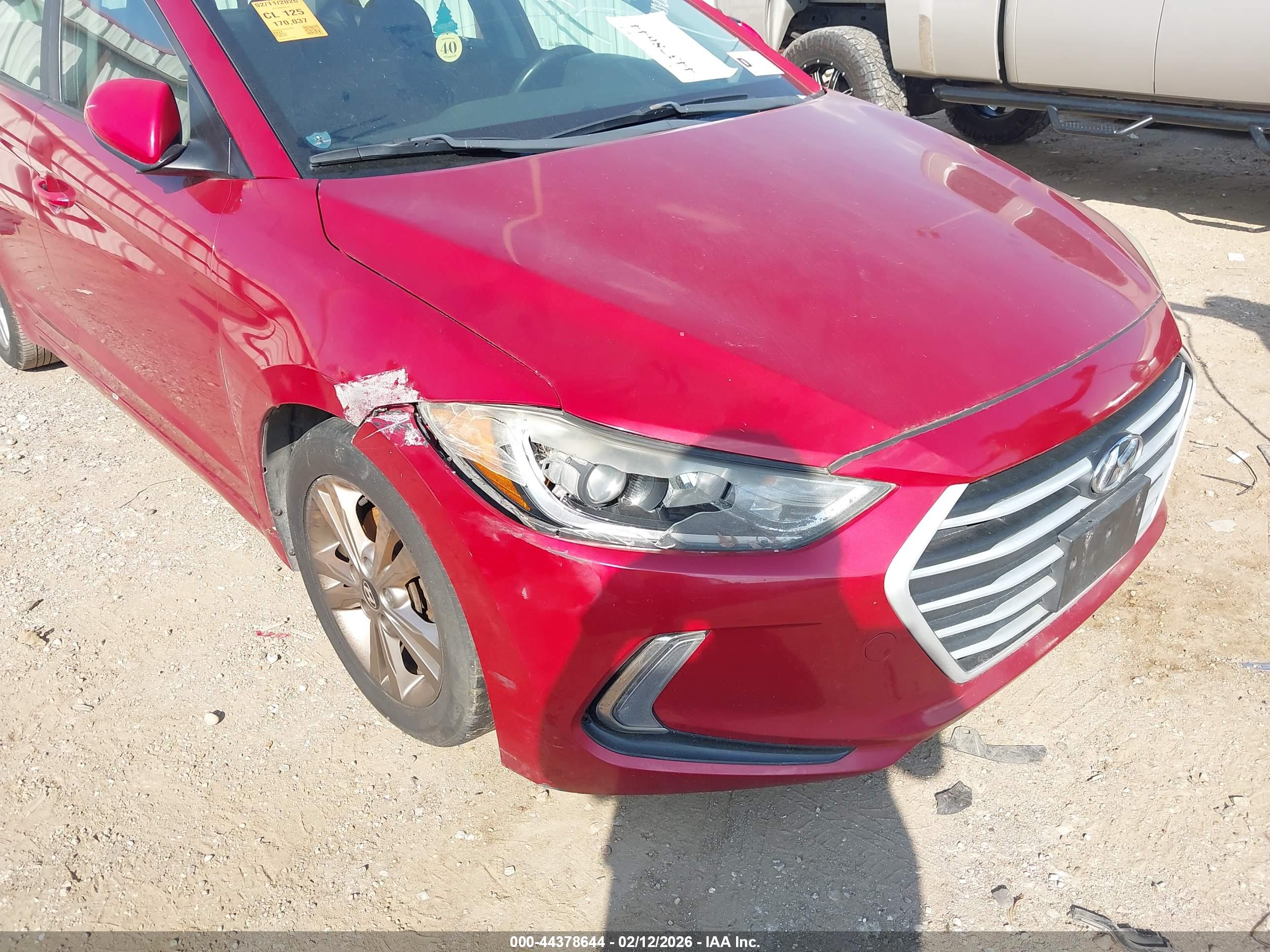 HYUNDAI ELANTRA image 6