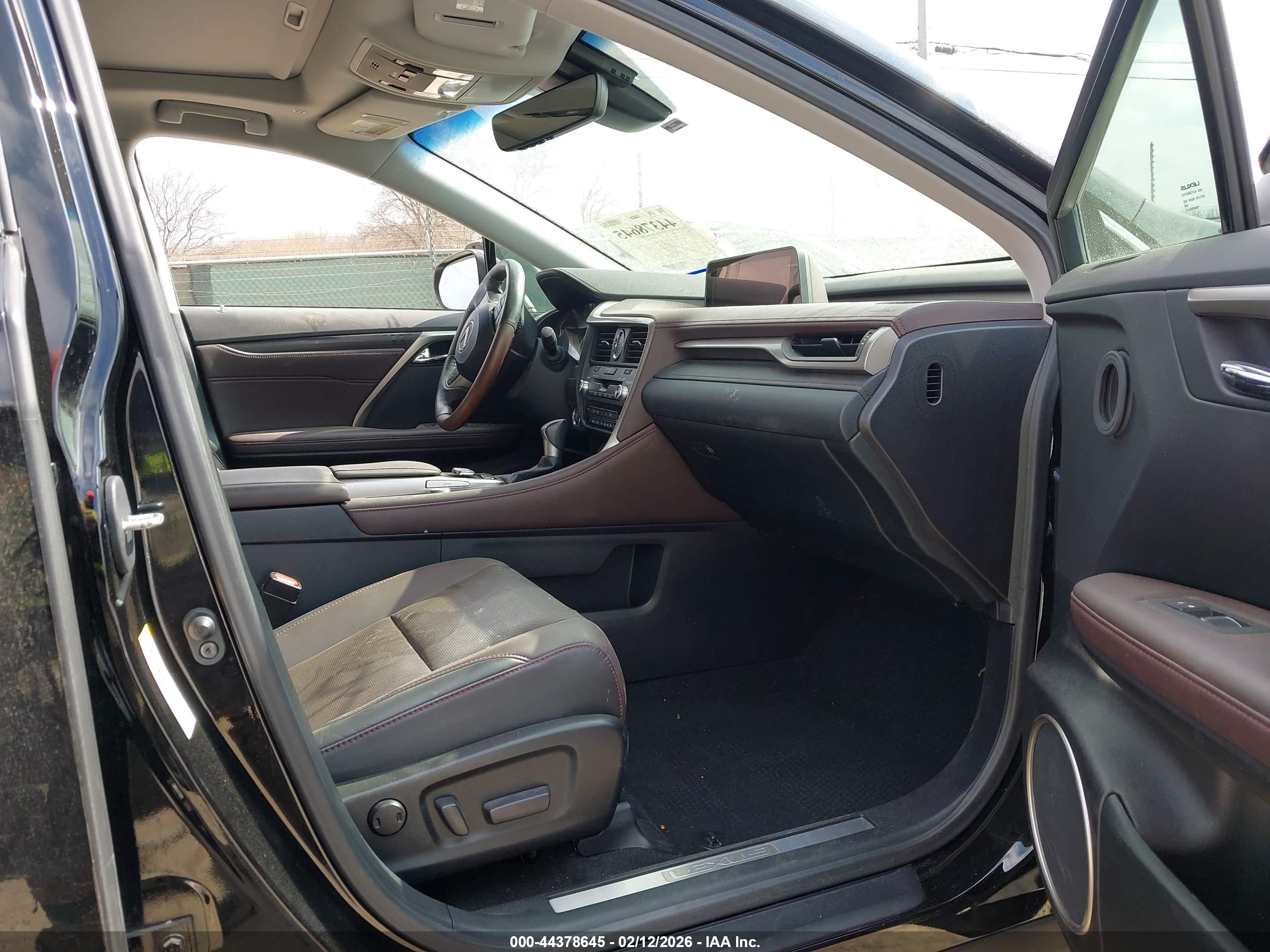 LEXUS RX image 5