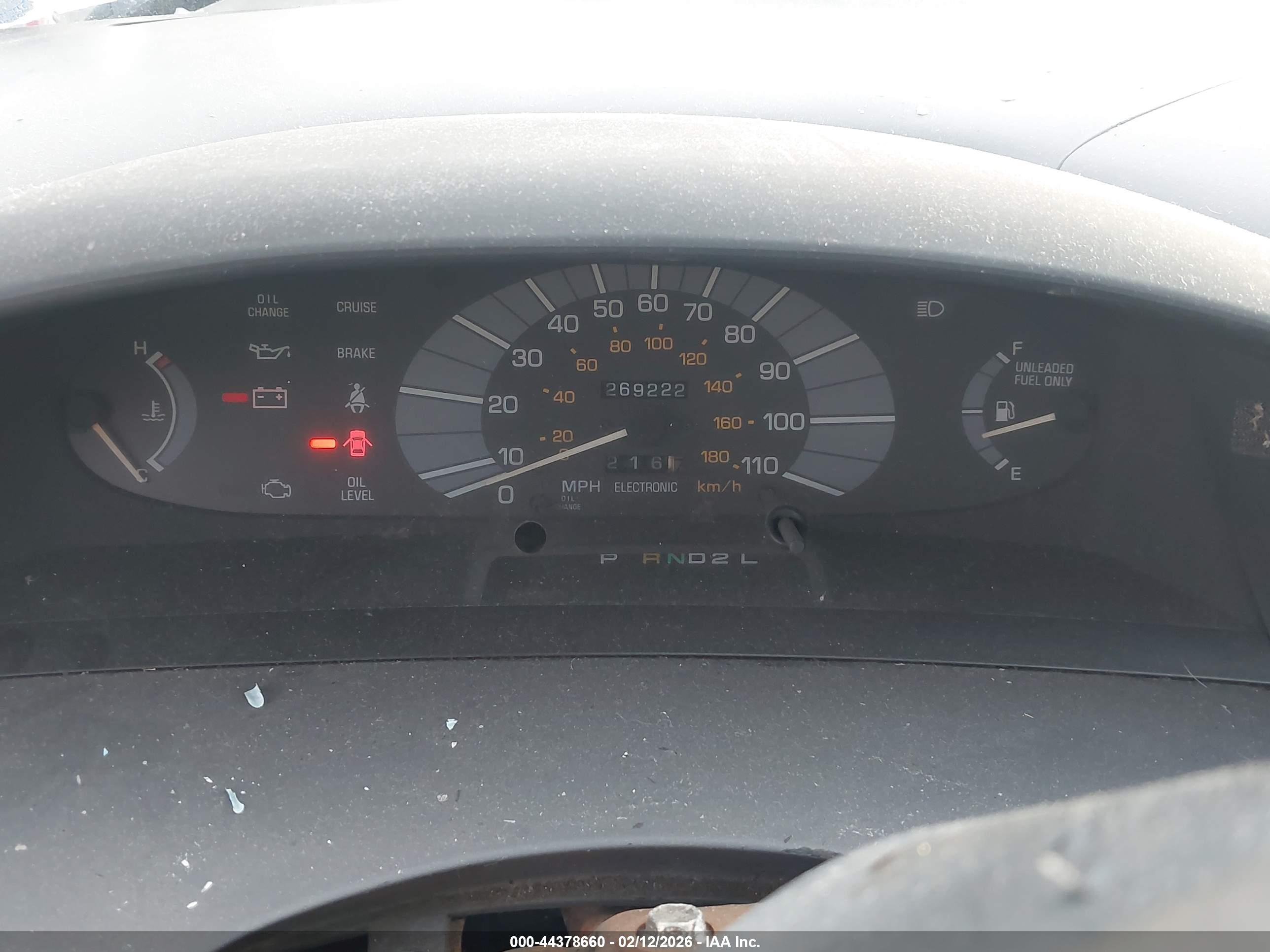 TOYOTA PREVIA image 7