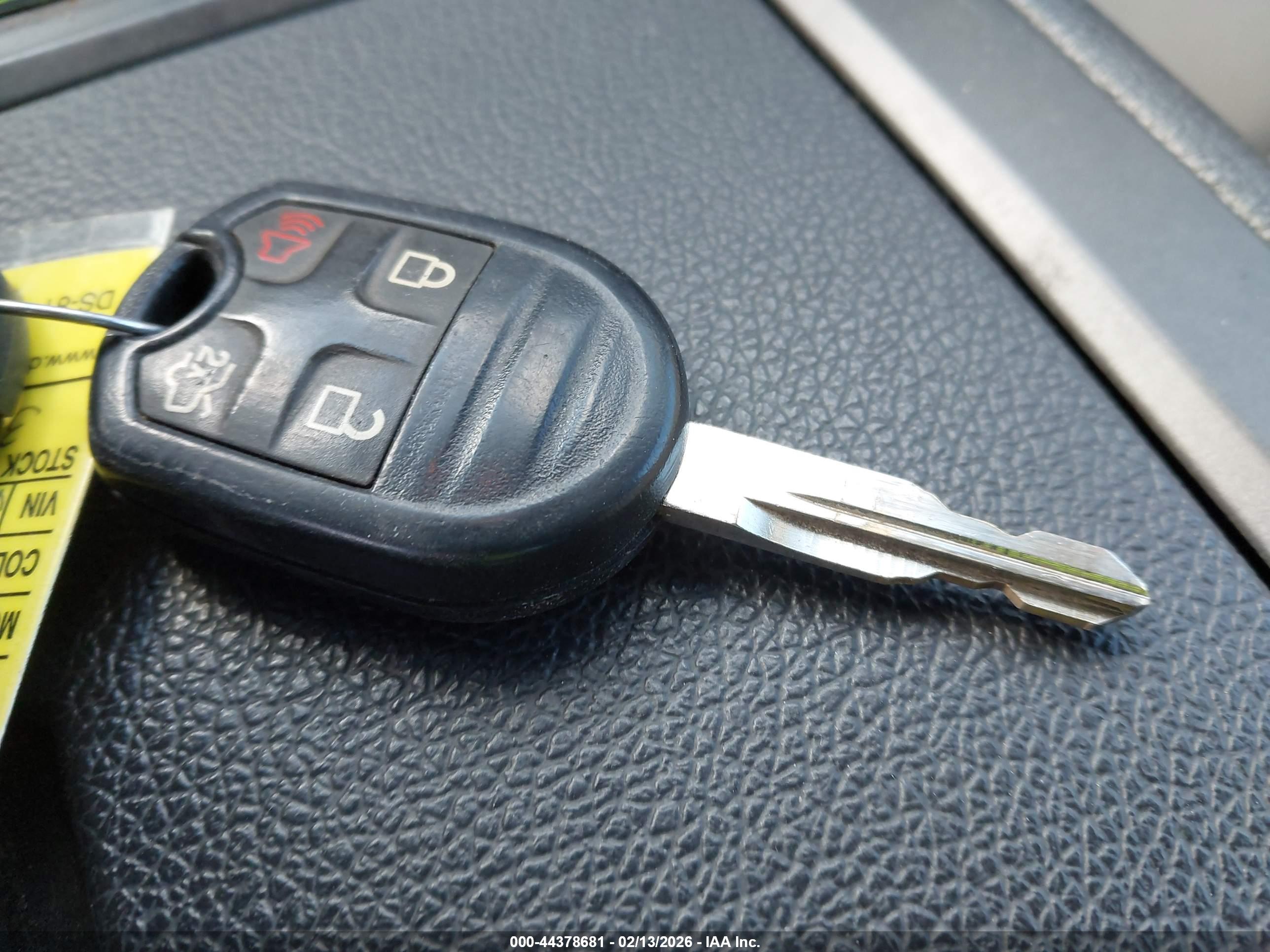 FORD MUSTANG image 11