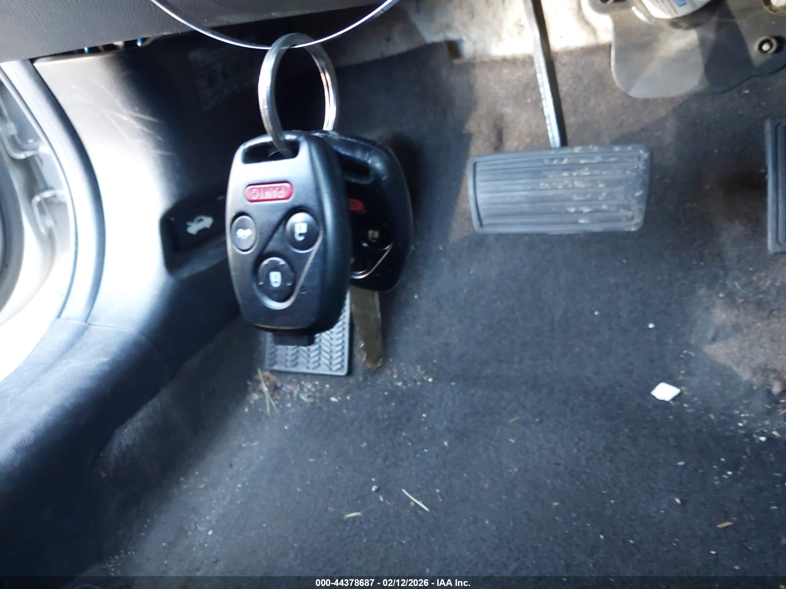 HONDA ACCORD image 11
