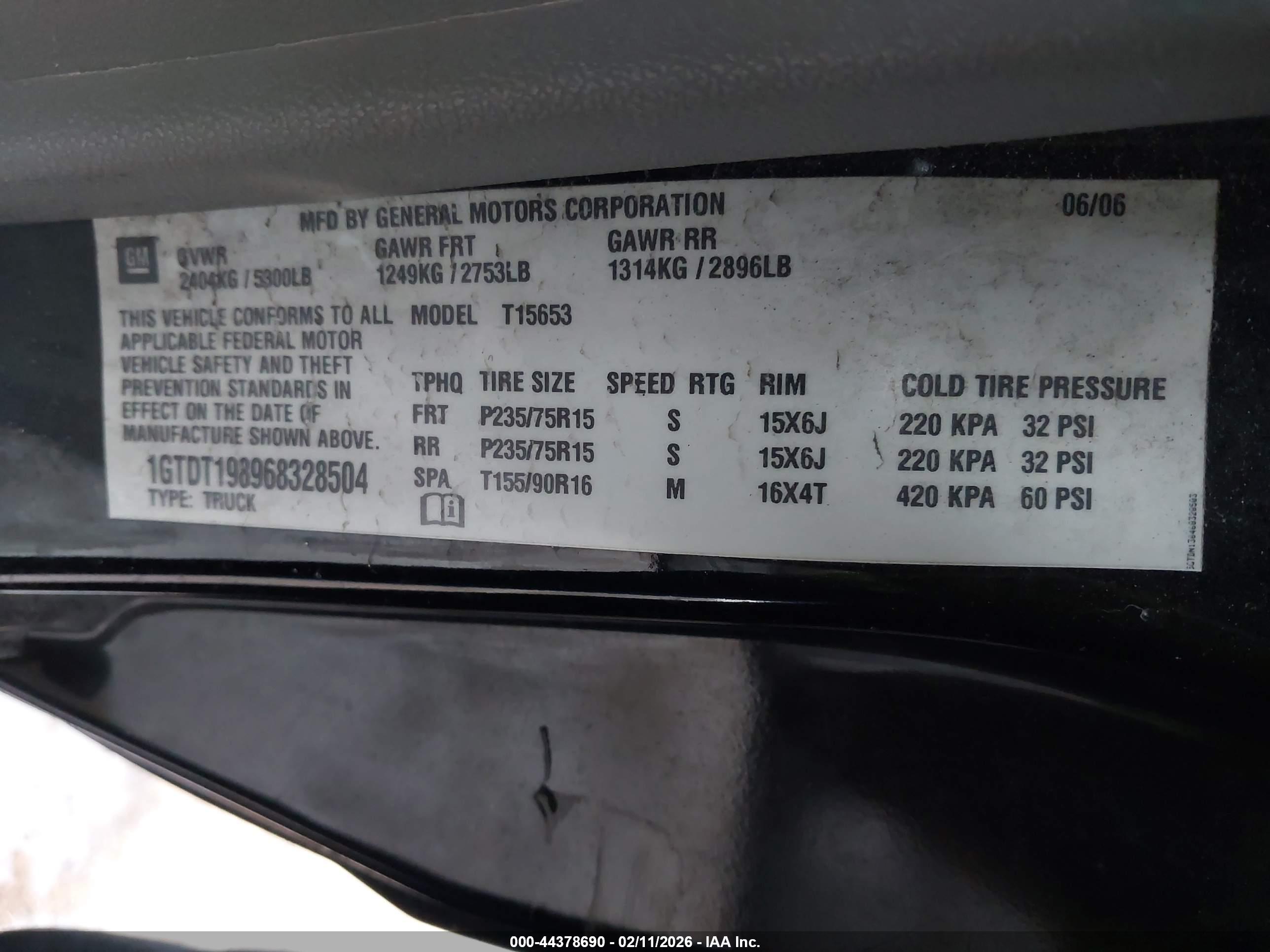 GMC CANYON image 9