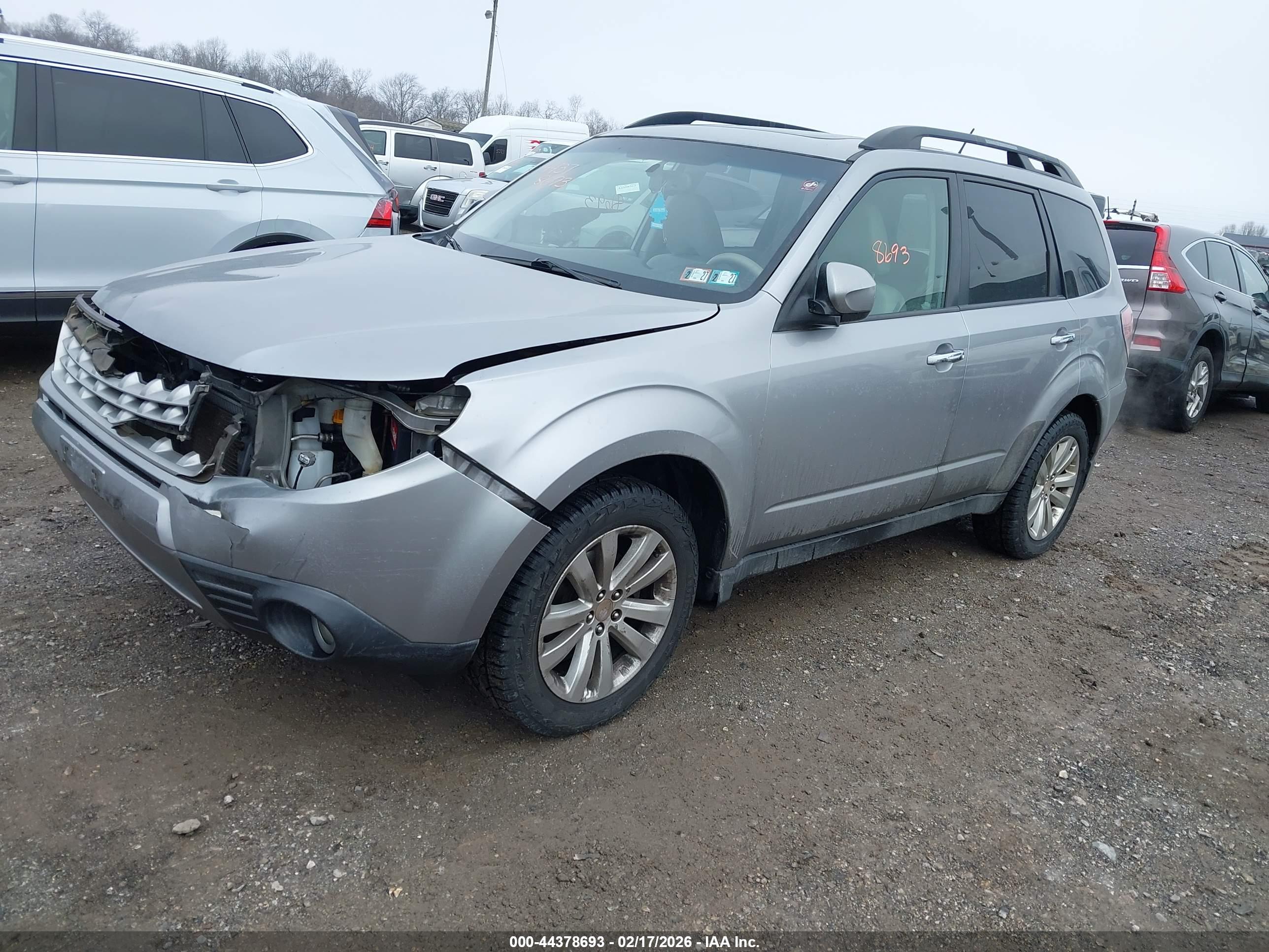 SUBARU FORESTER image 2