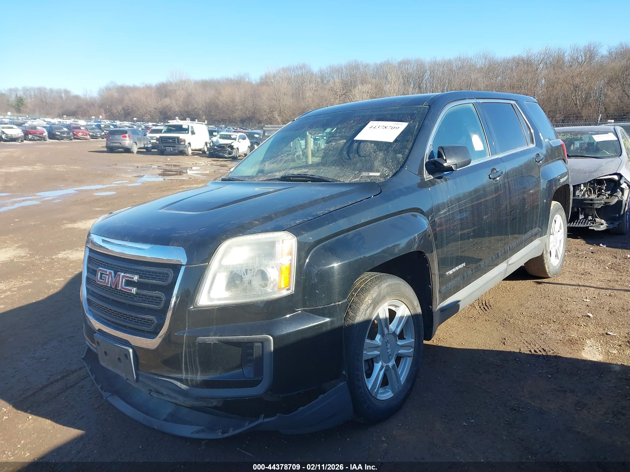 GMC TERRAIN image 2