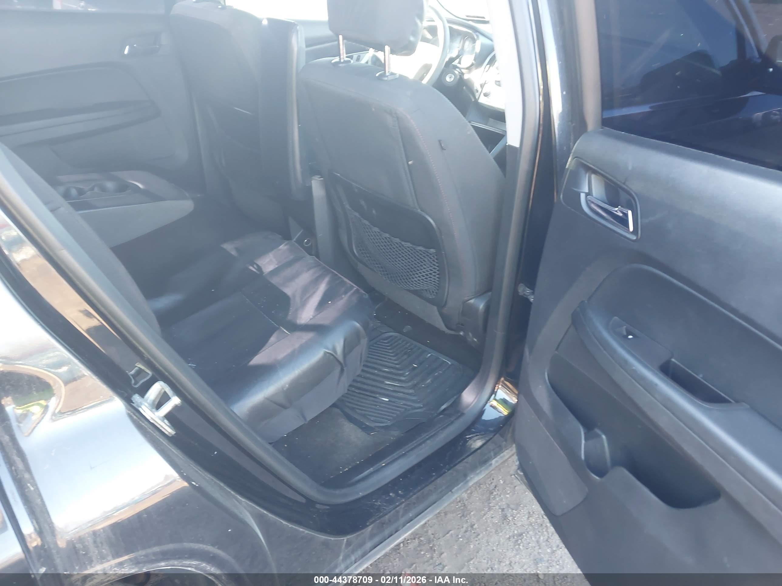 GMC TERRAIN image 8