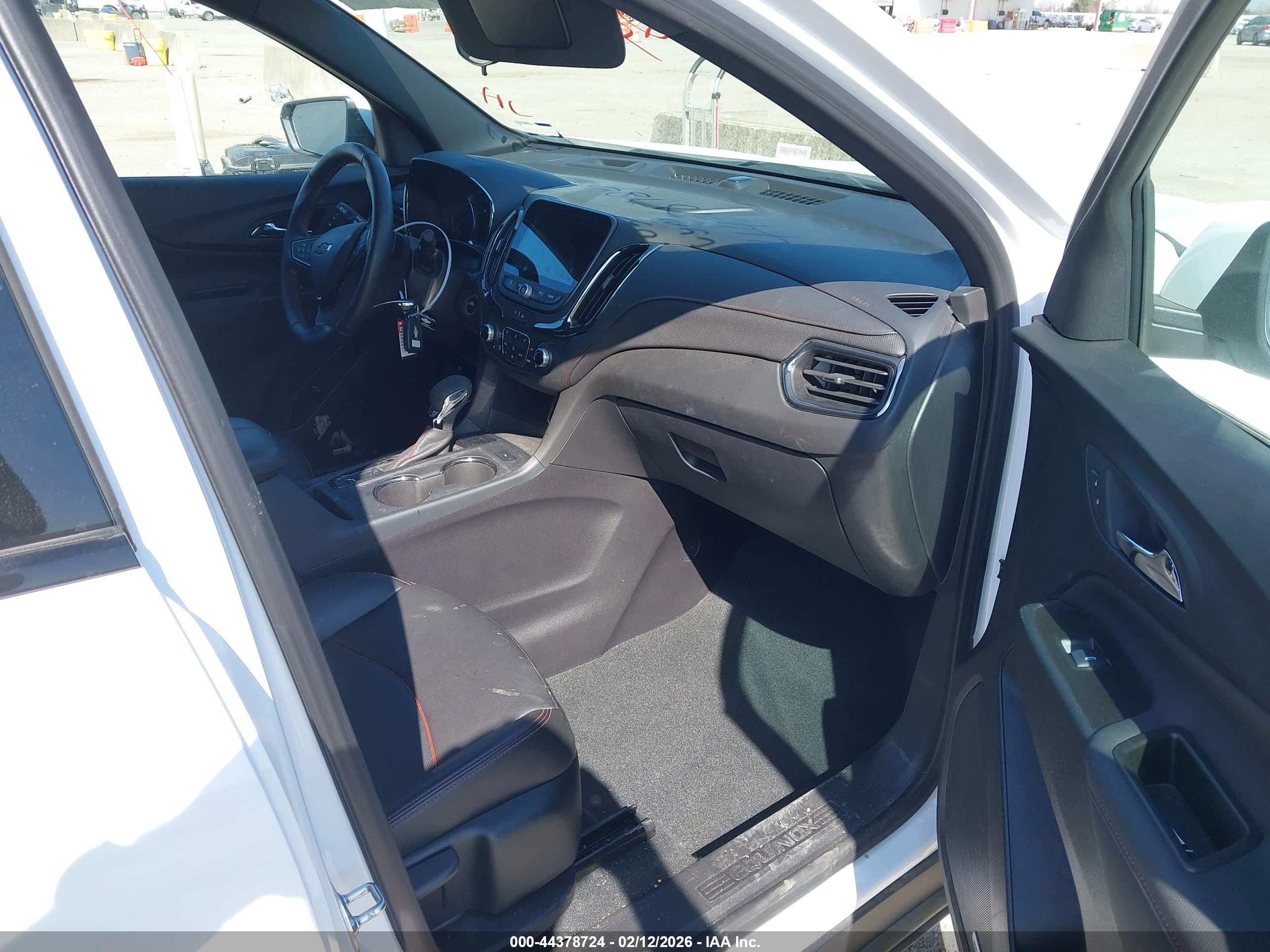 CHEVROLET EQUINOX image 5