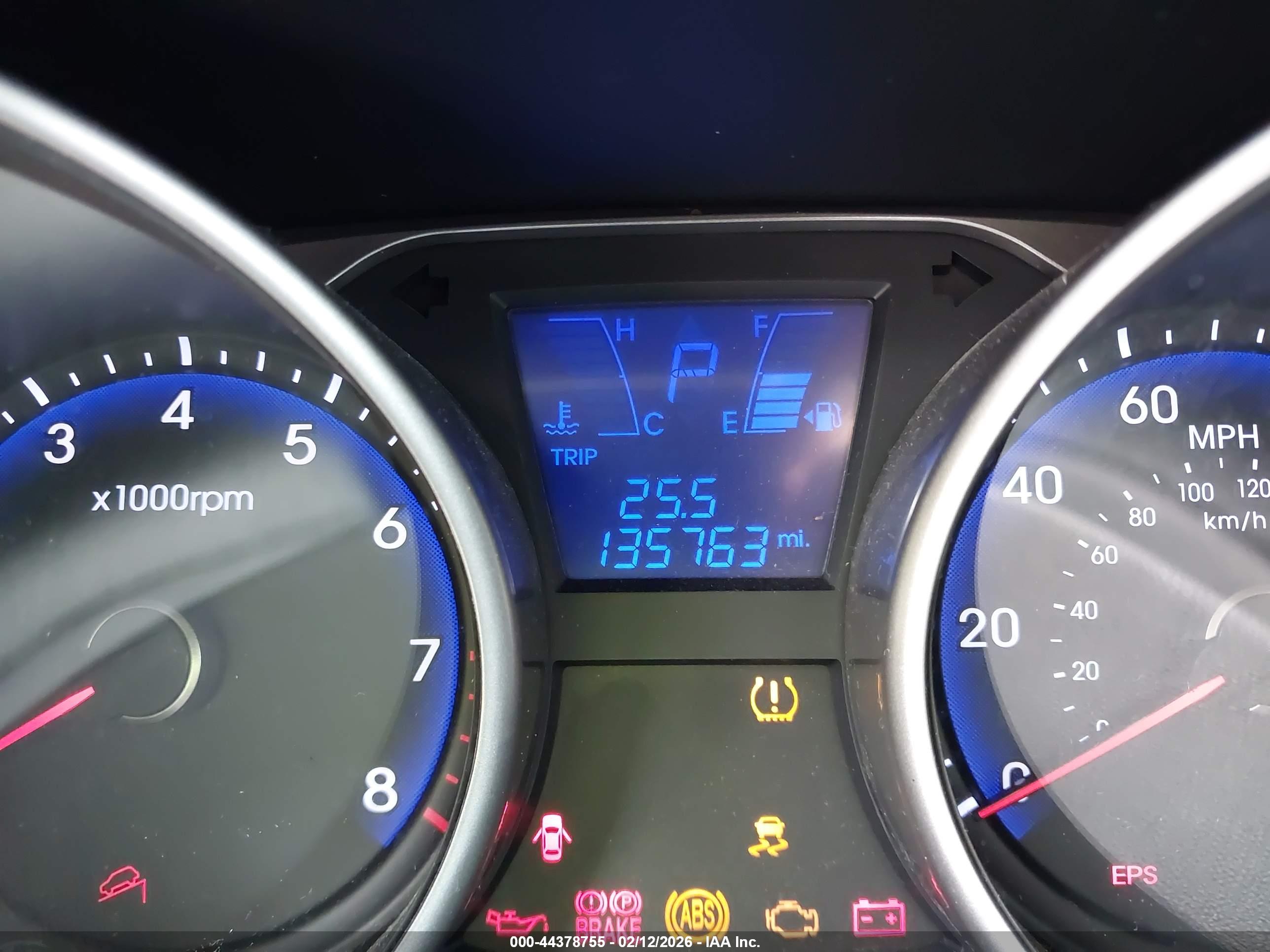 HYUNDAI TUCSON image 7