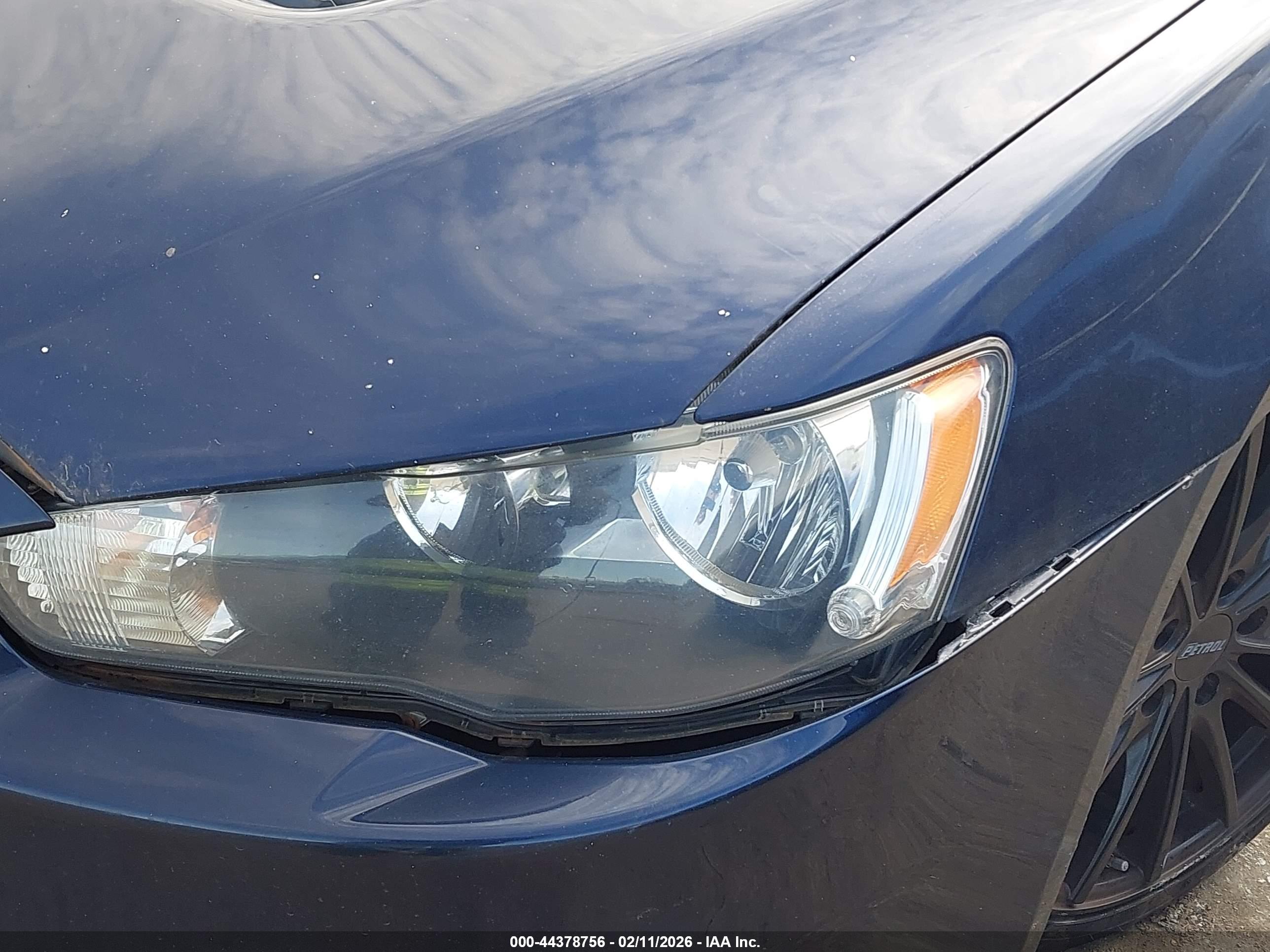 MITSUBISHI LANCER image 6