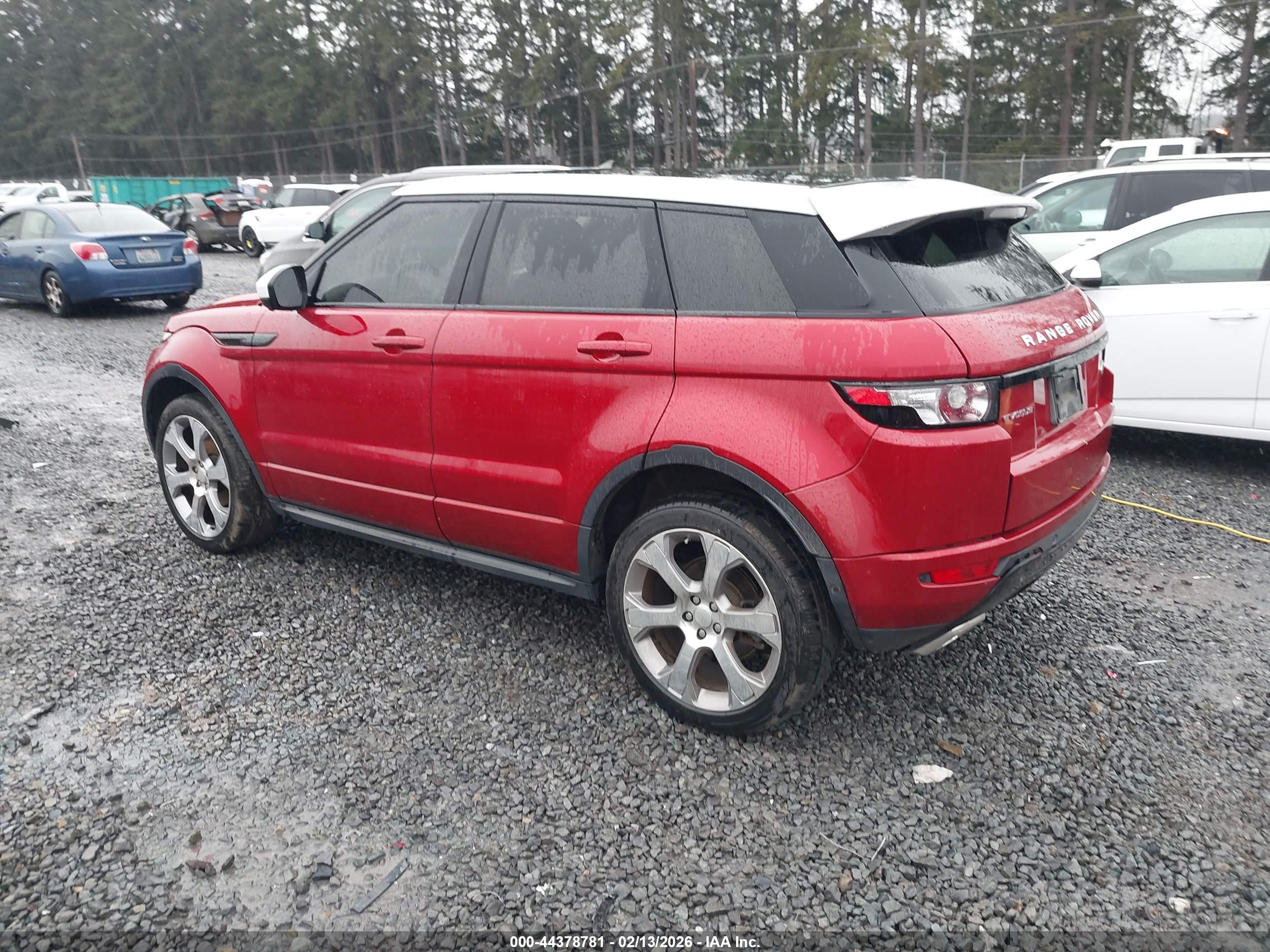 LAND ROVER image 3