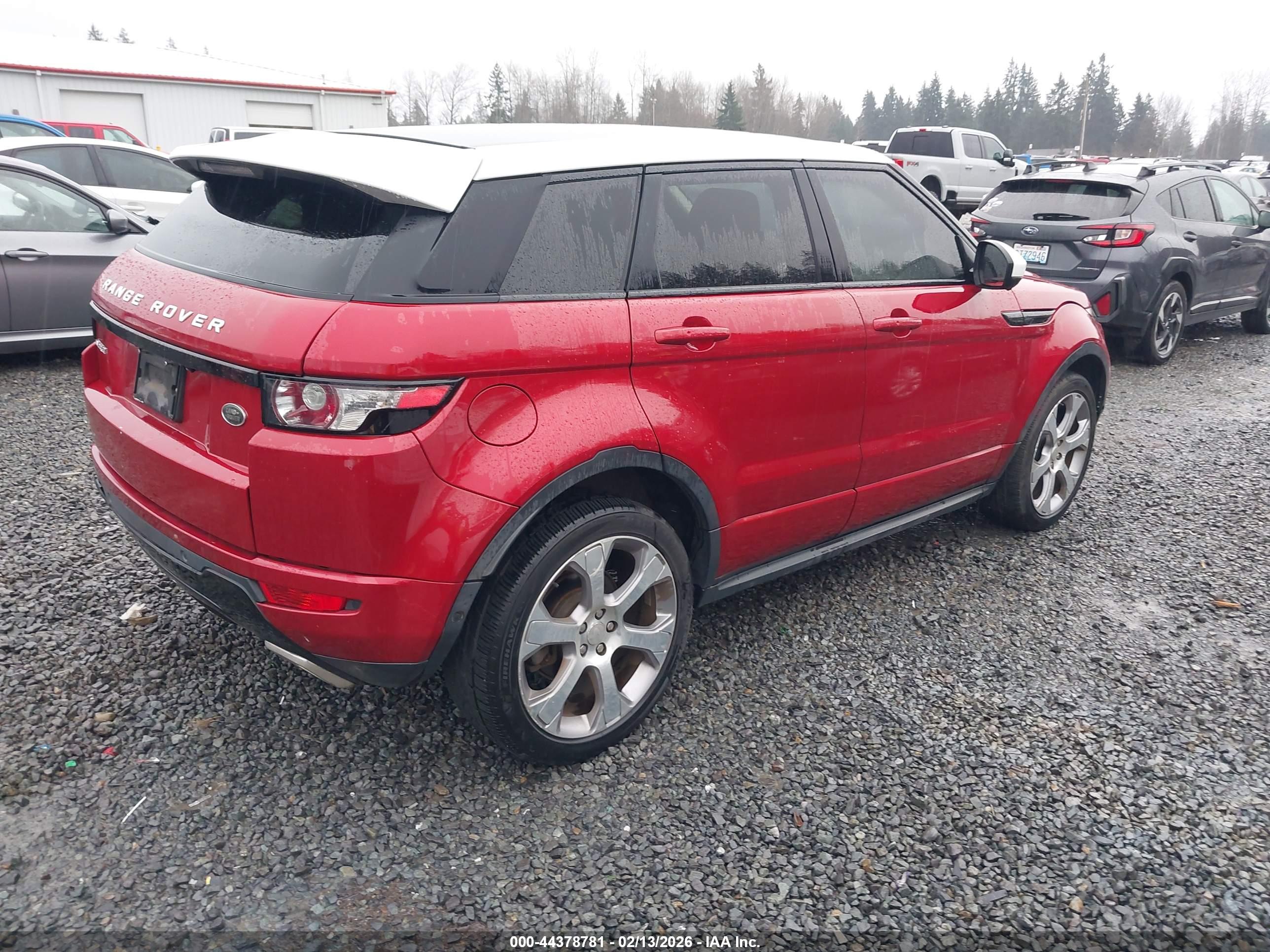 LAND ROVER image 4