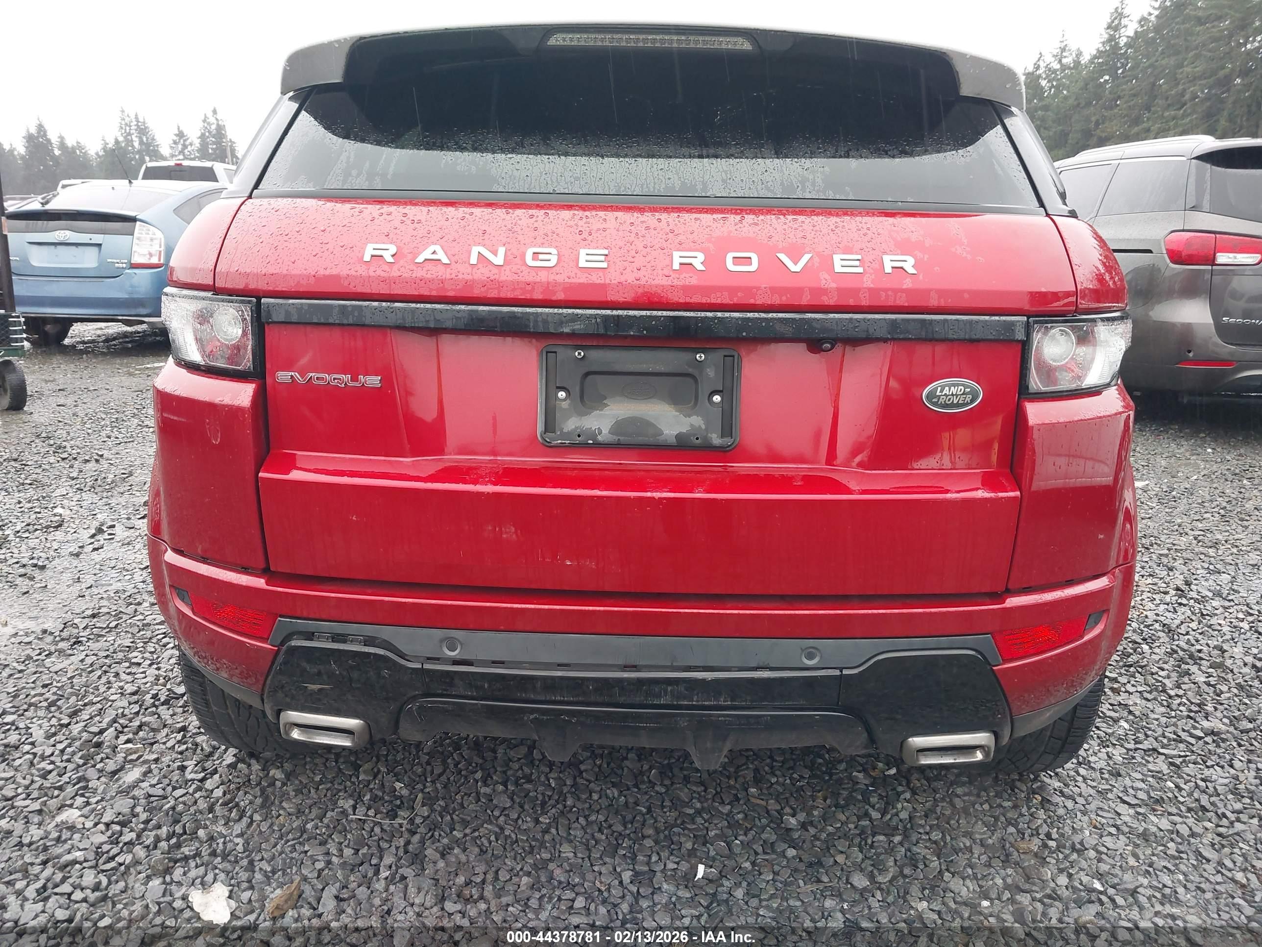 LAND ROVER image 6