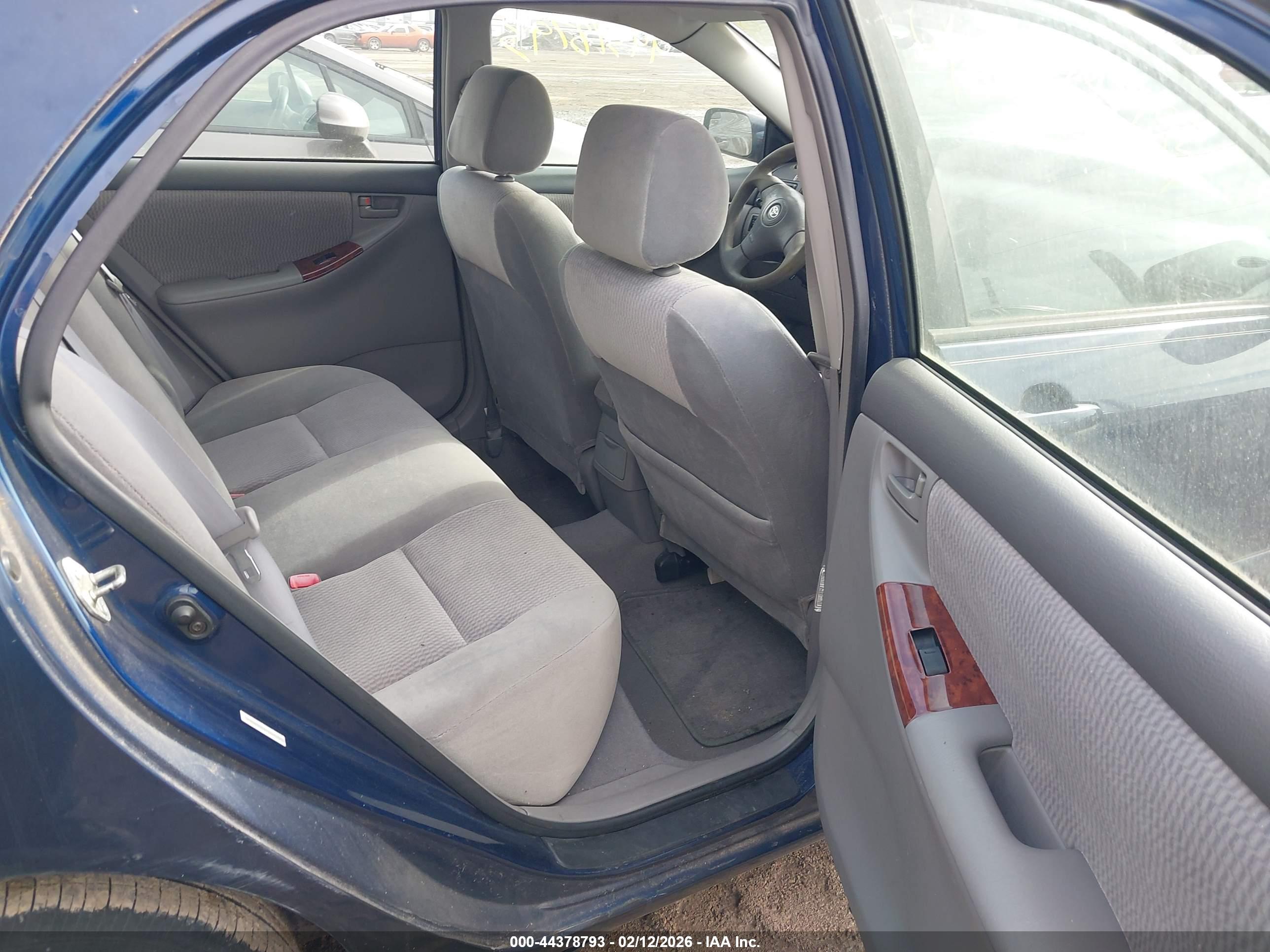 TOYOTA COROLLA image 8