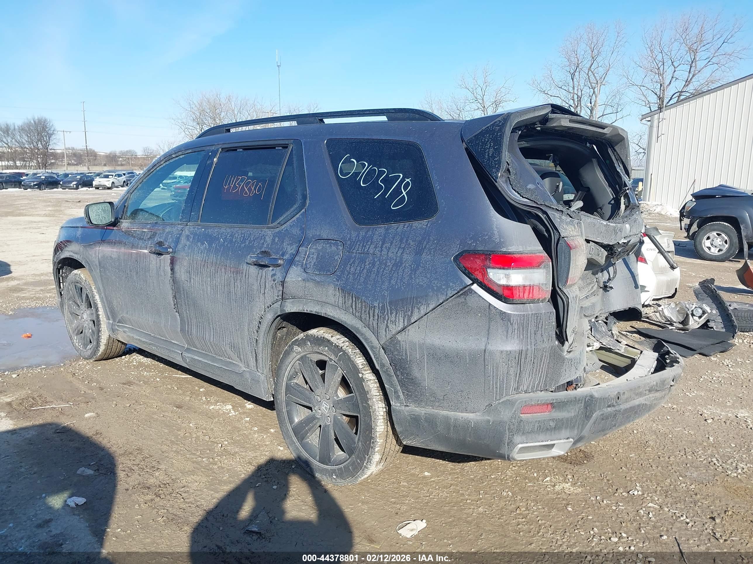 HONDA PILOT image 3