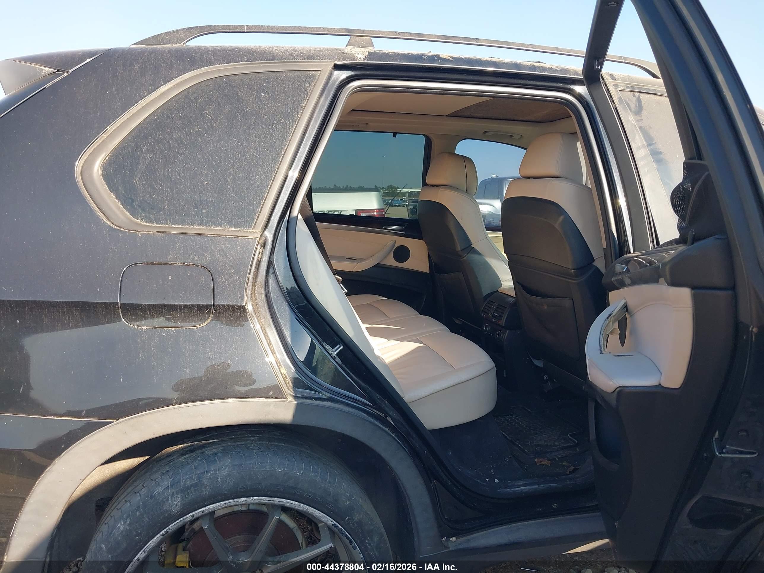 BMW X5 image 8
