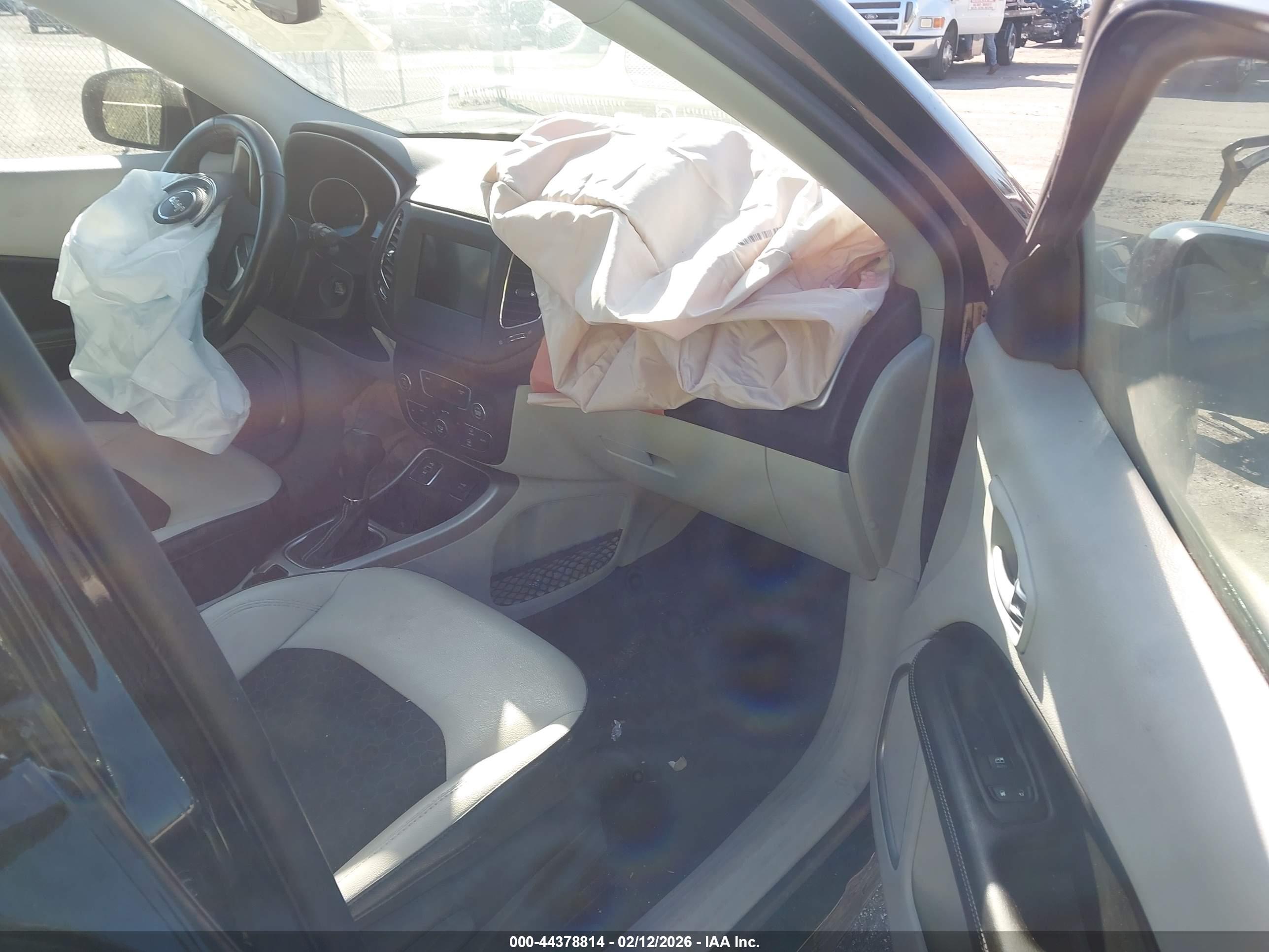 JEEP COMPASS image 5