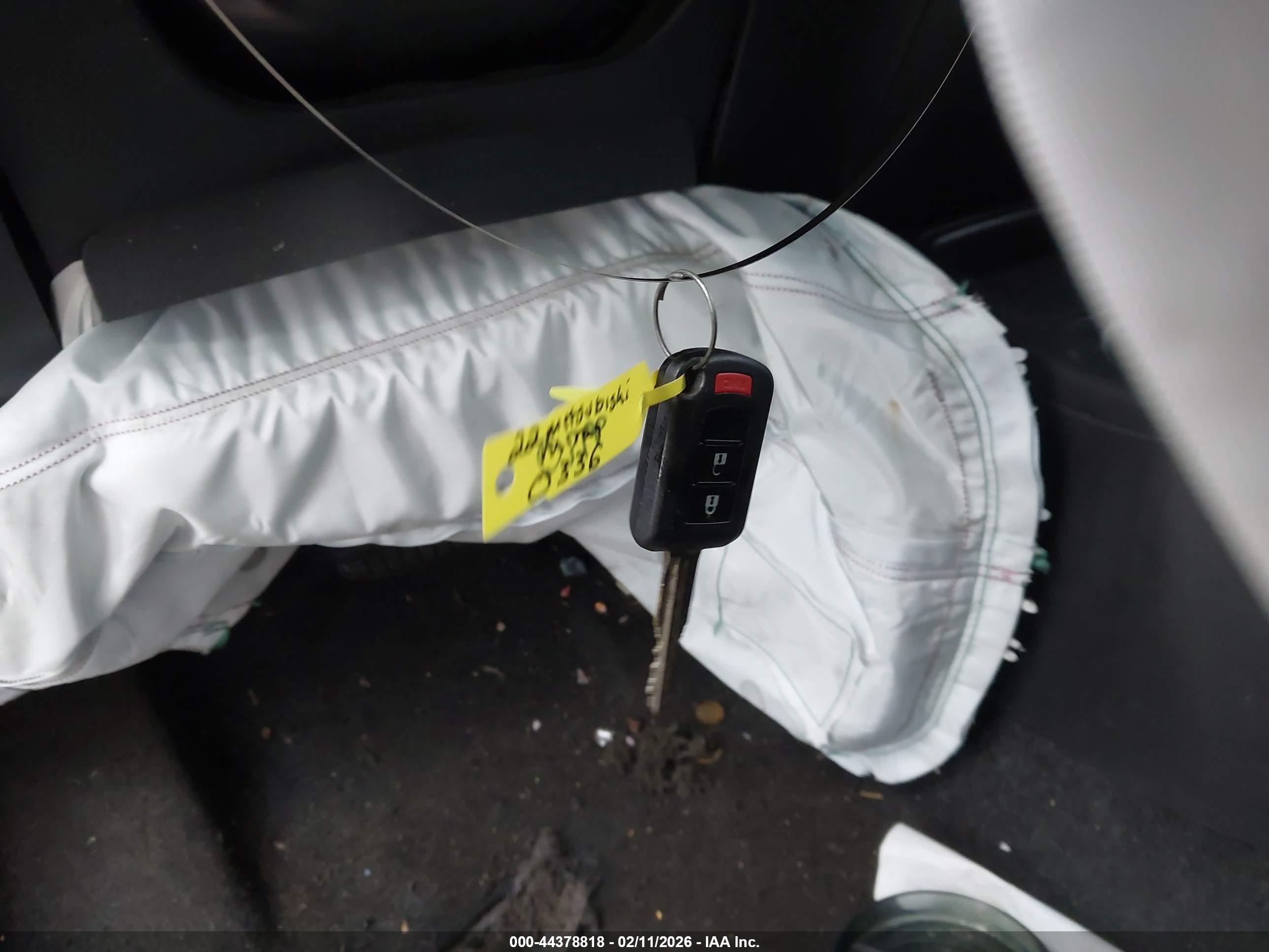 MITSUBISHI MIRAGE image 11