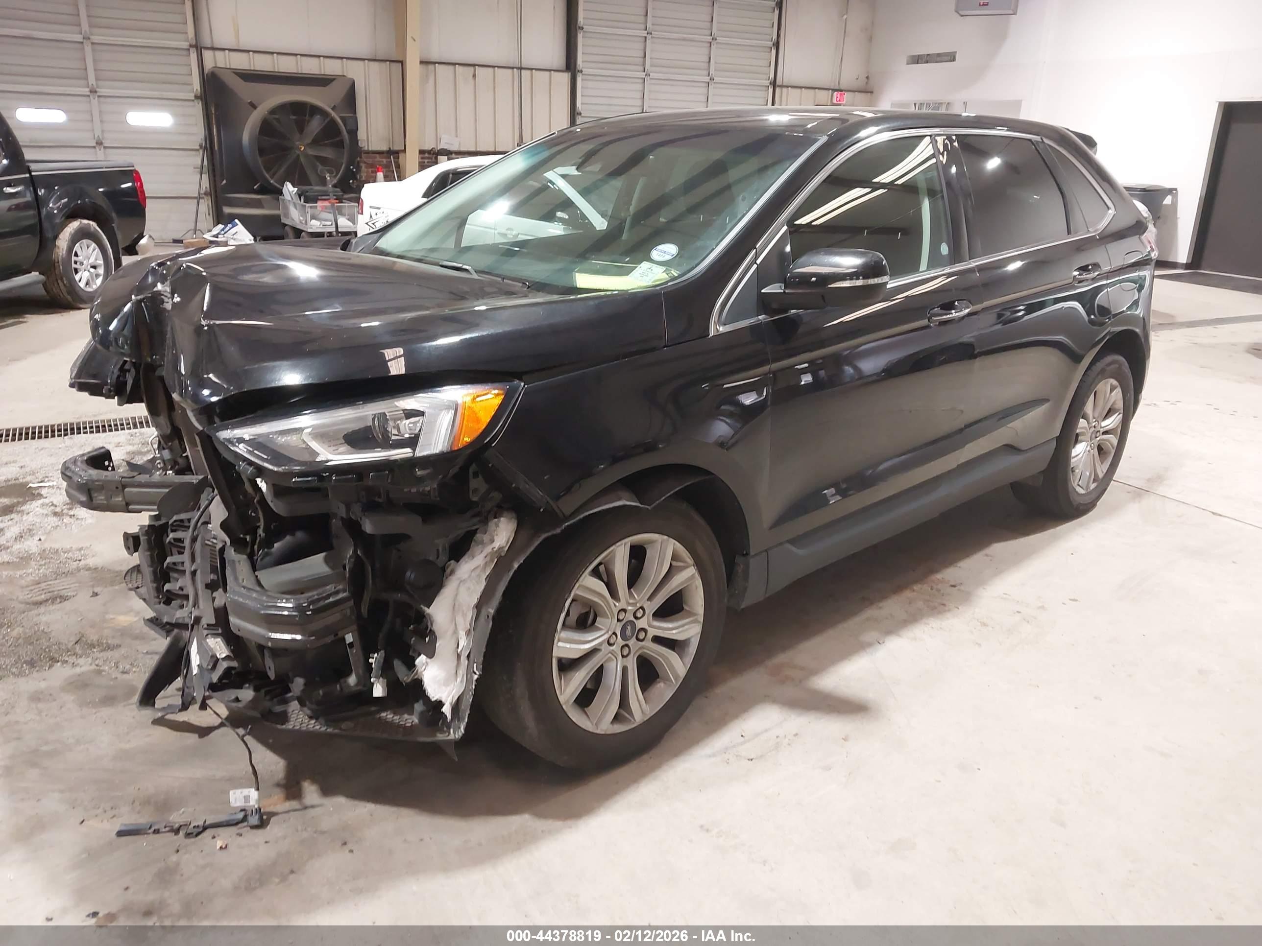 FORD EDGE image 2