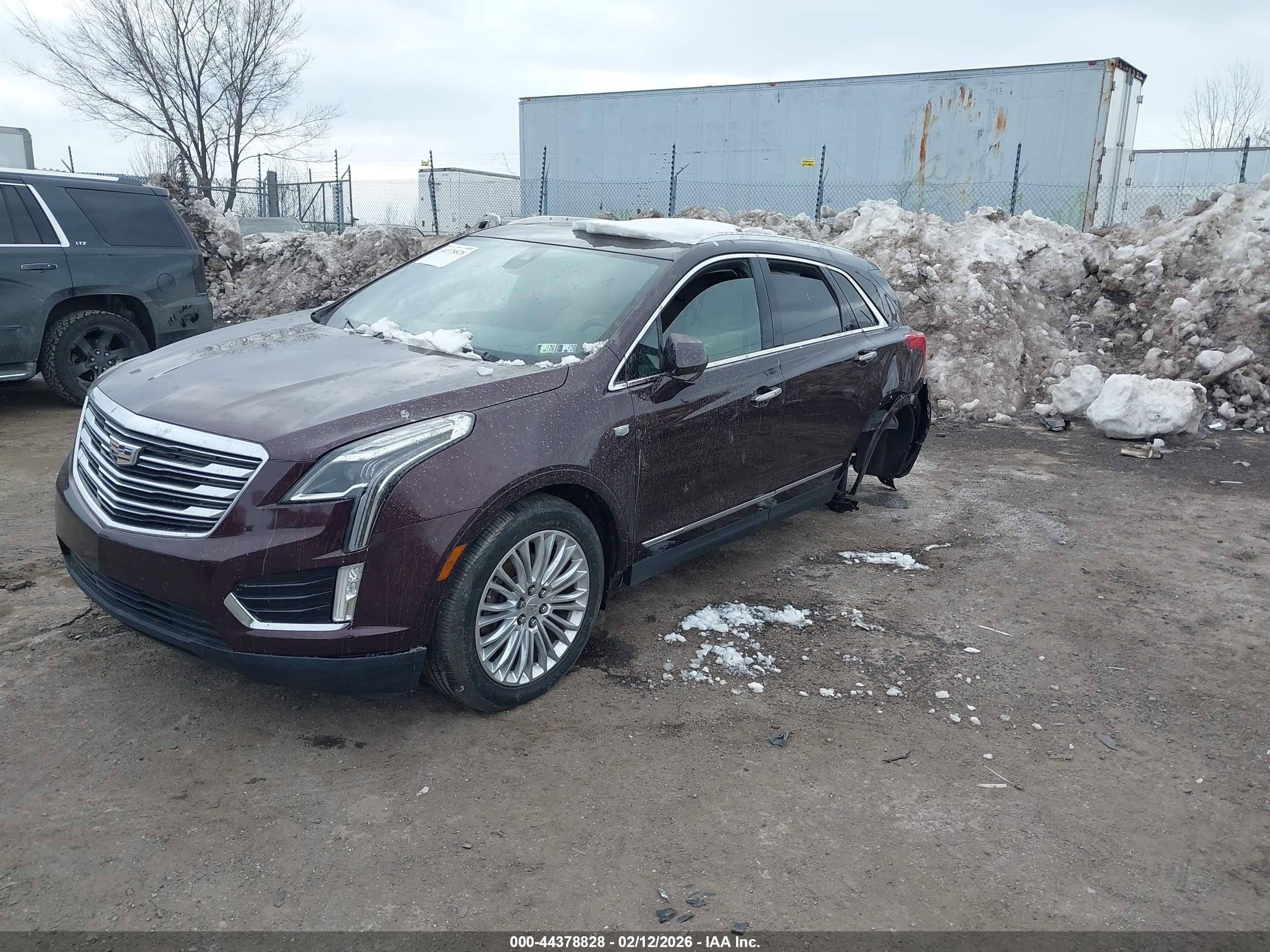 CADILLAC XT5 image 2