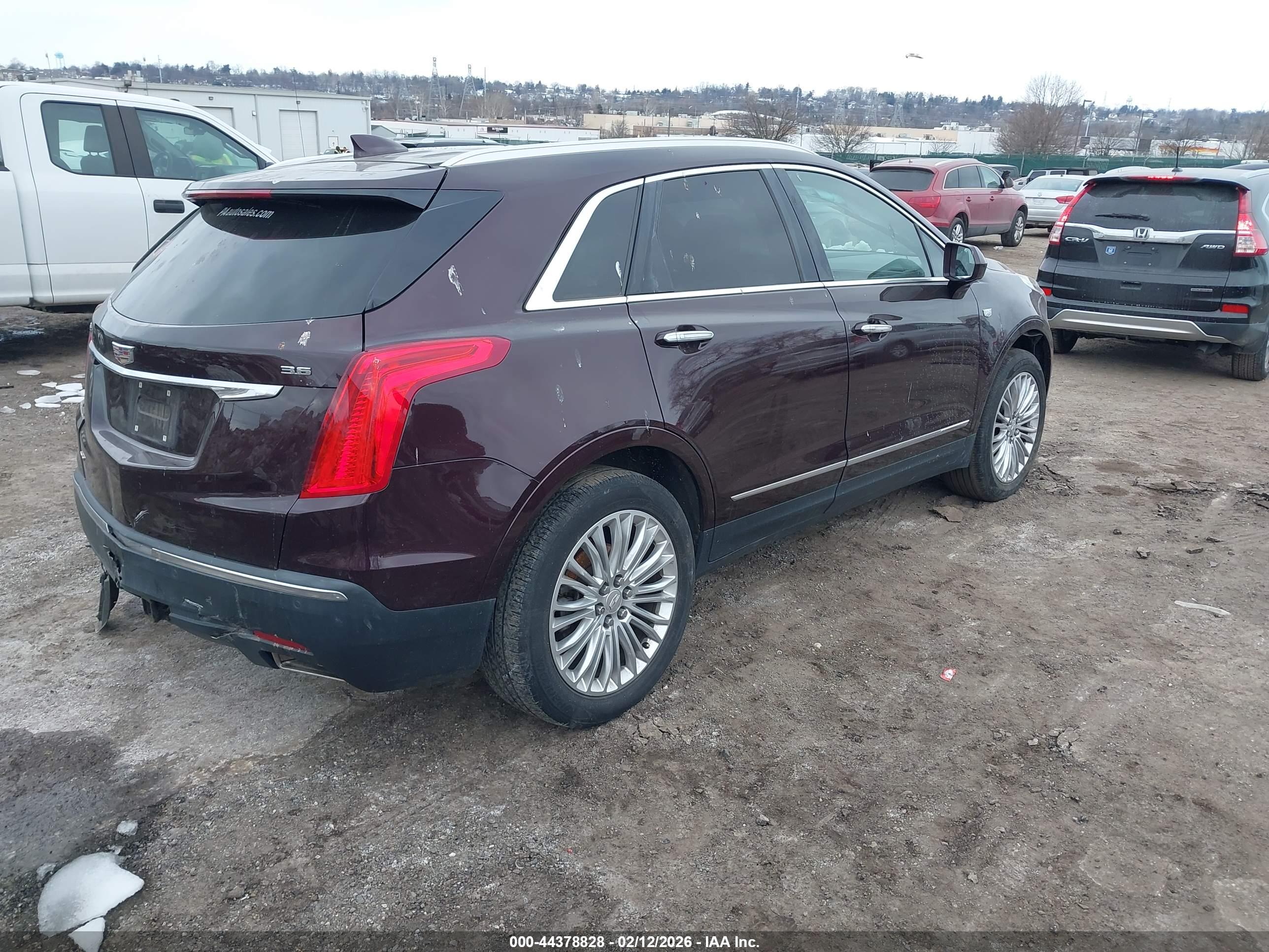 CADILLAC XT5 image 4