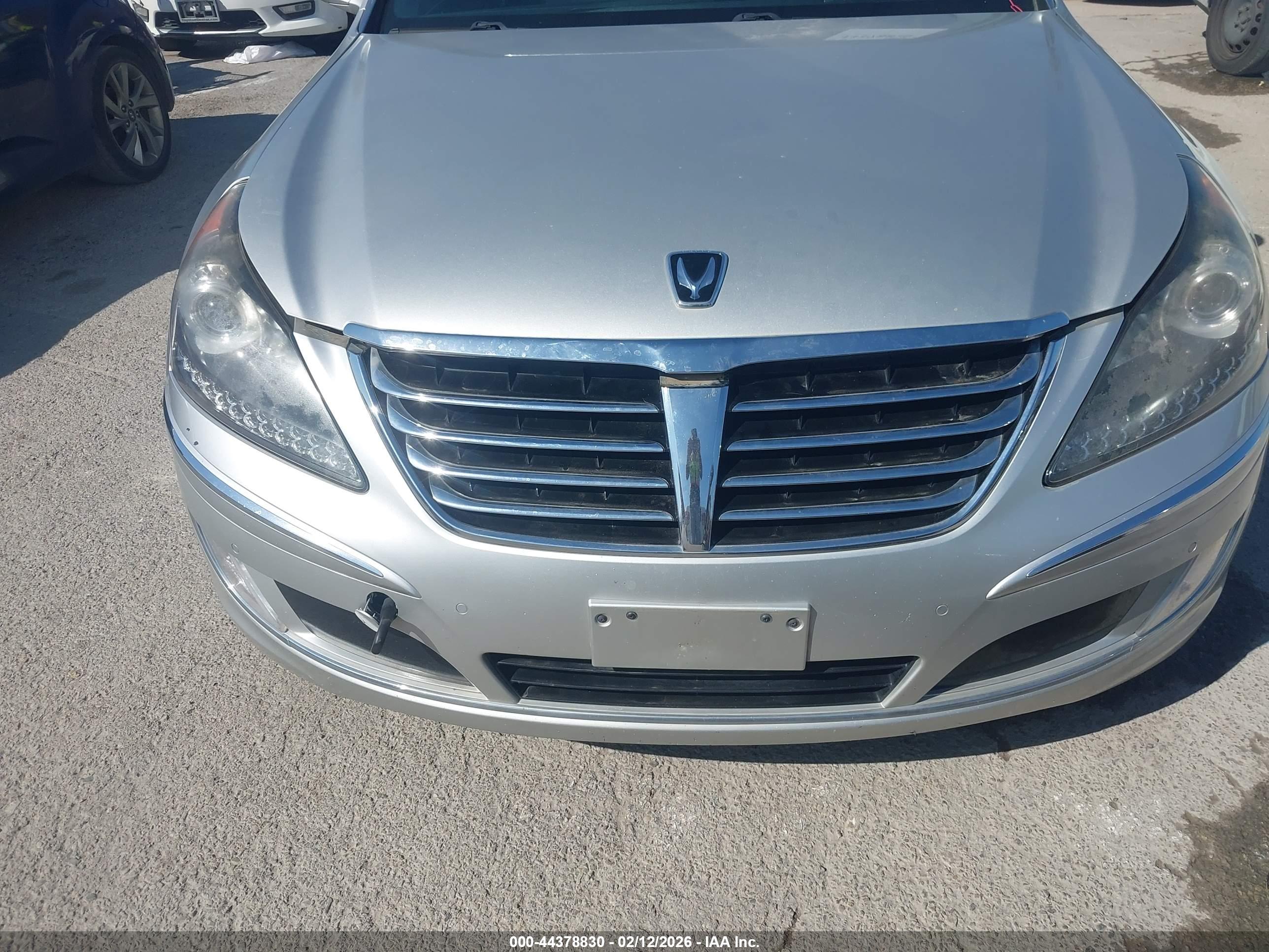 HYUNDAI EQUUS image 6