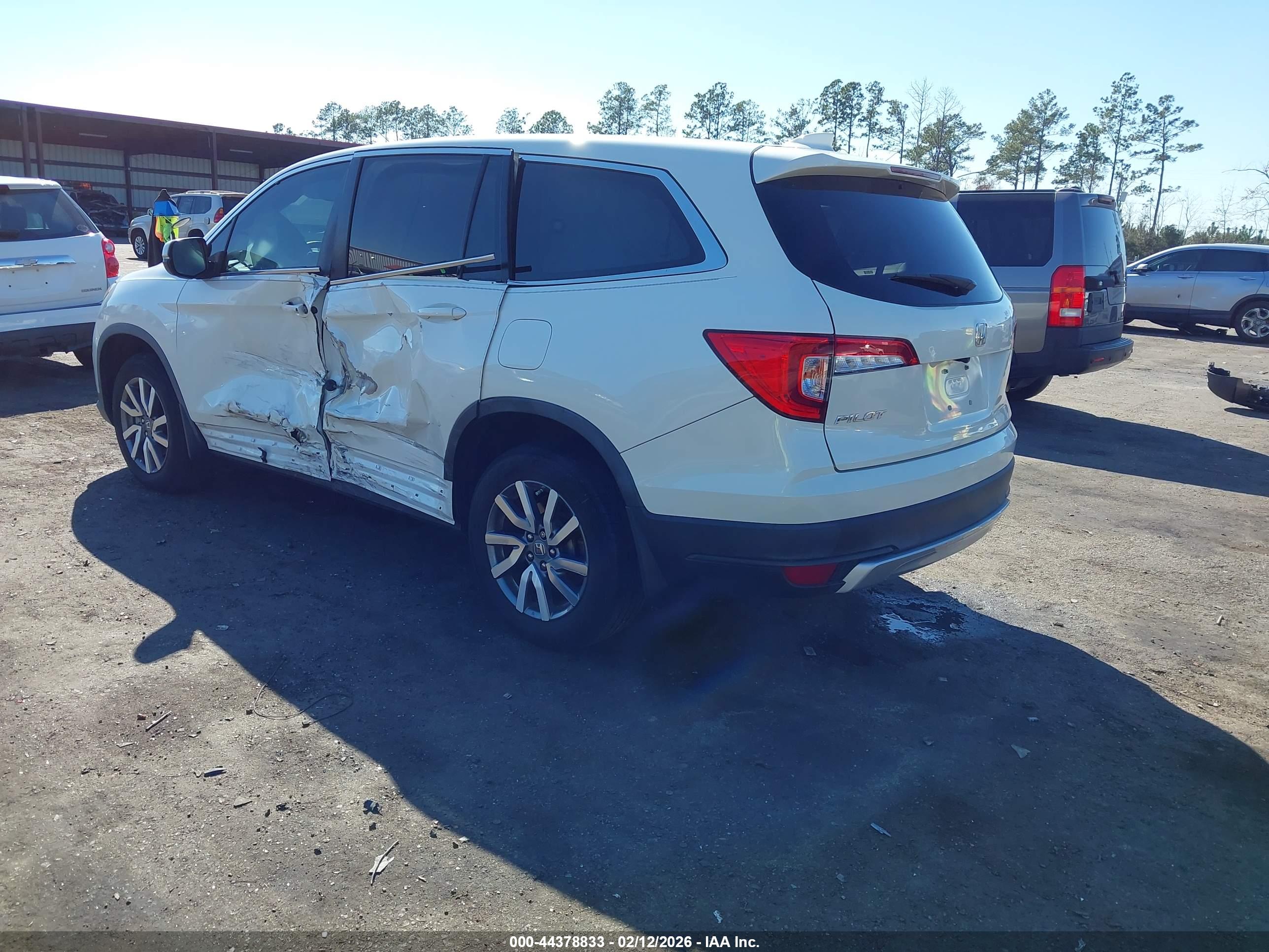 HONDA PILOT image 3