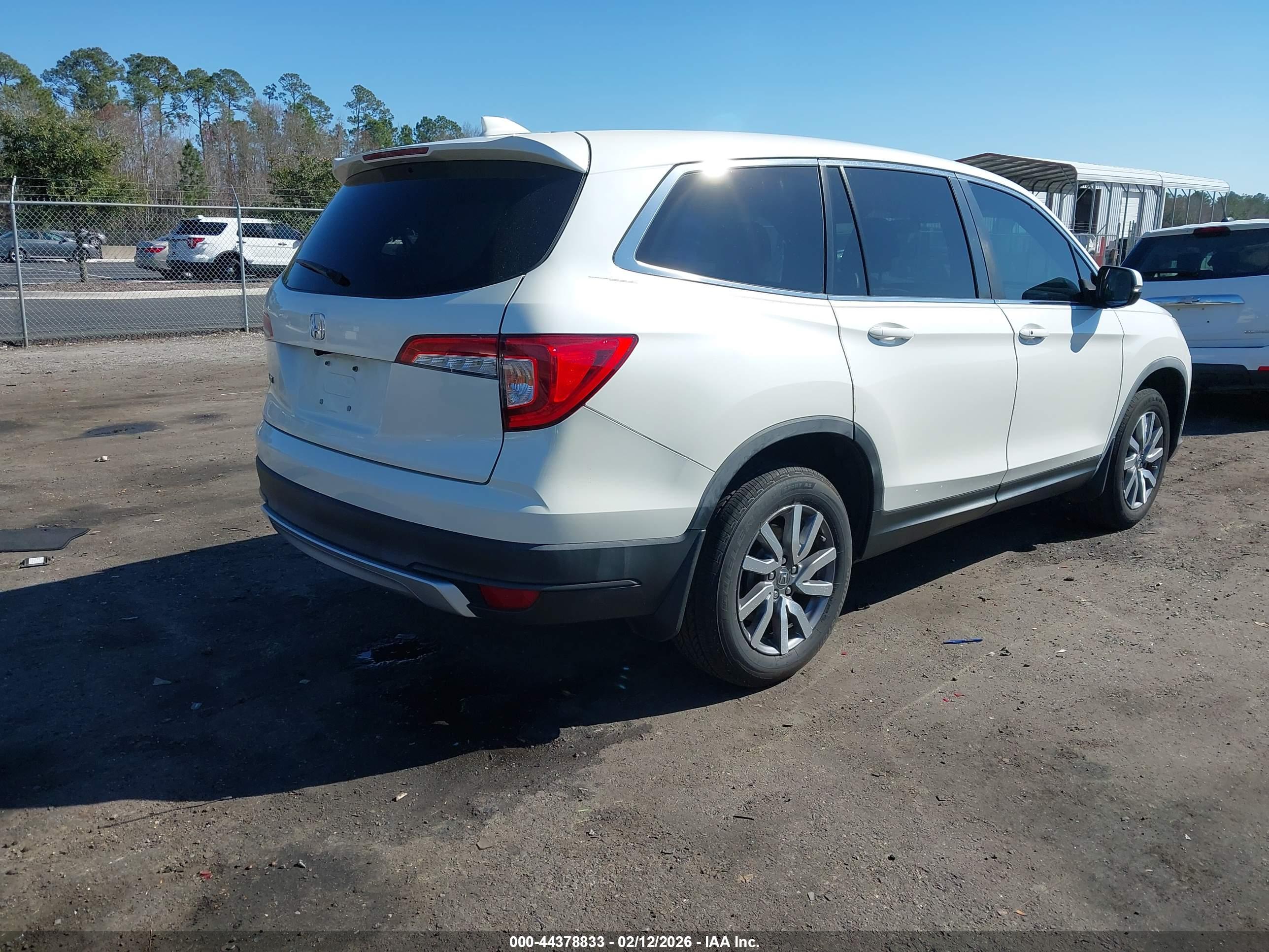 HONDA PILOT image 4