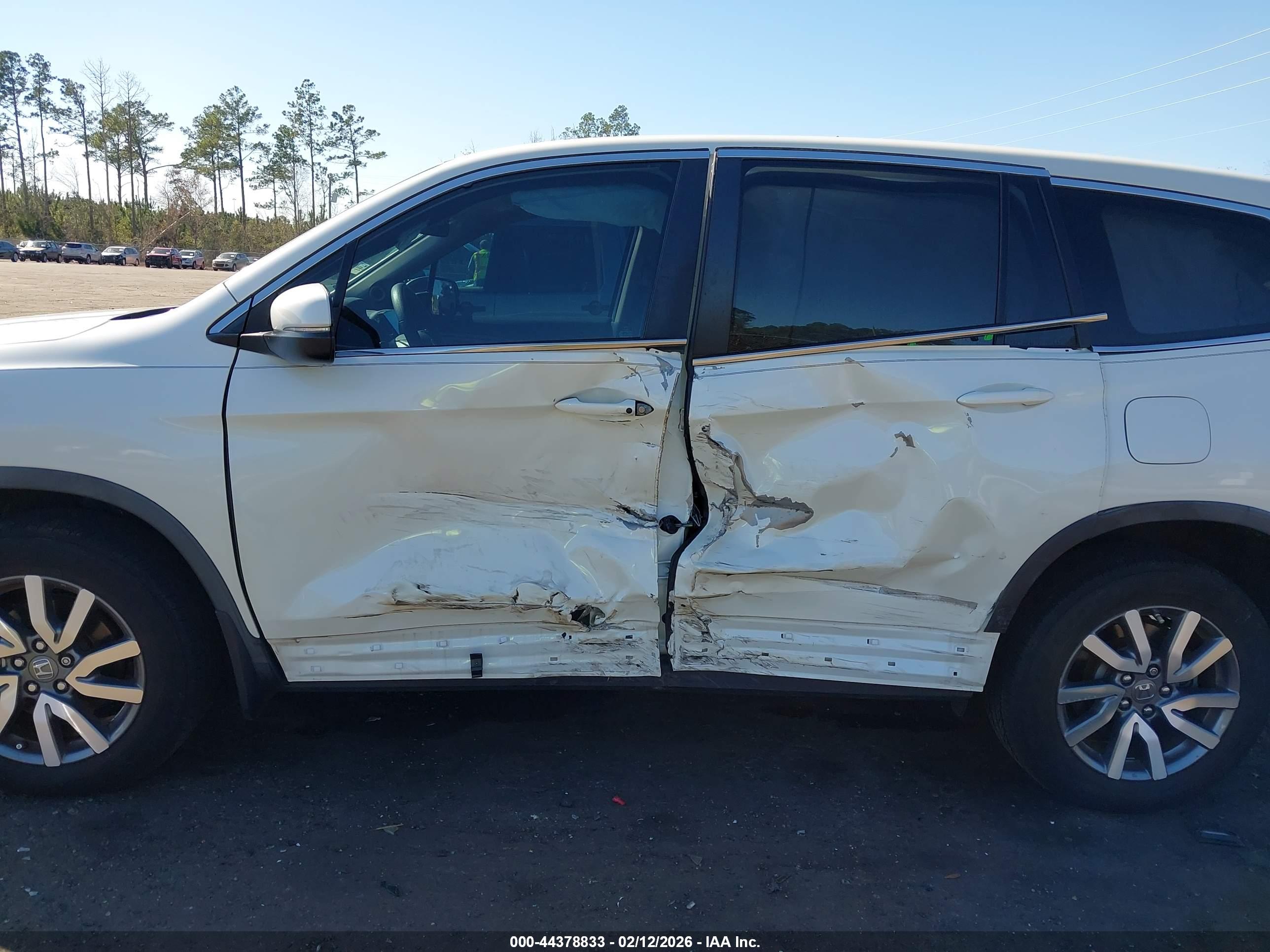 HONDA PILOT image 6