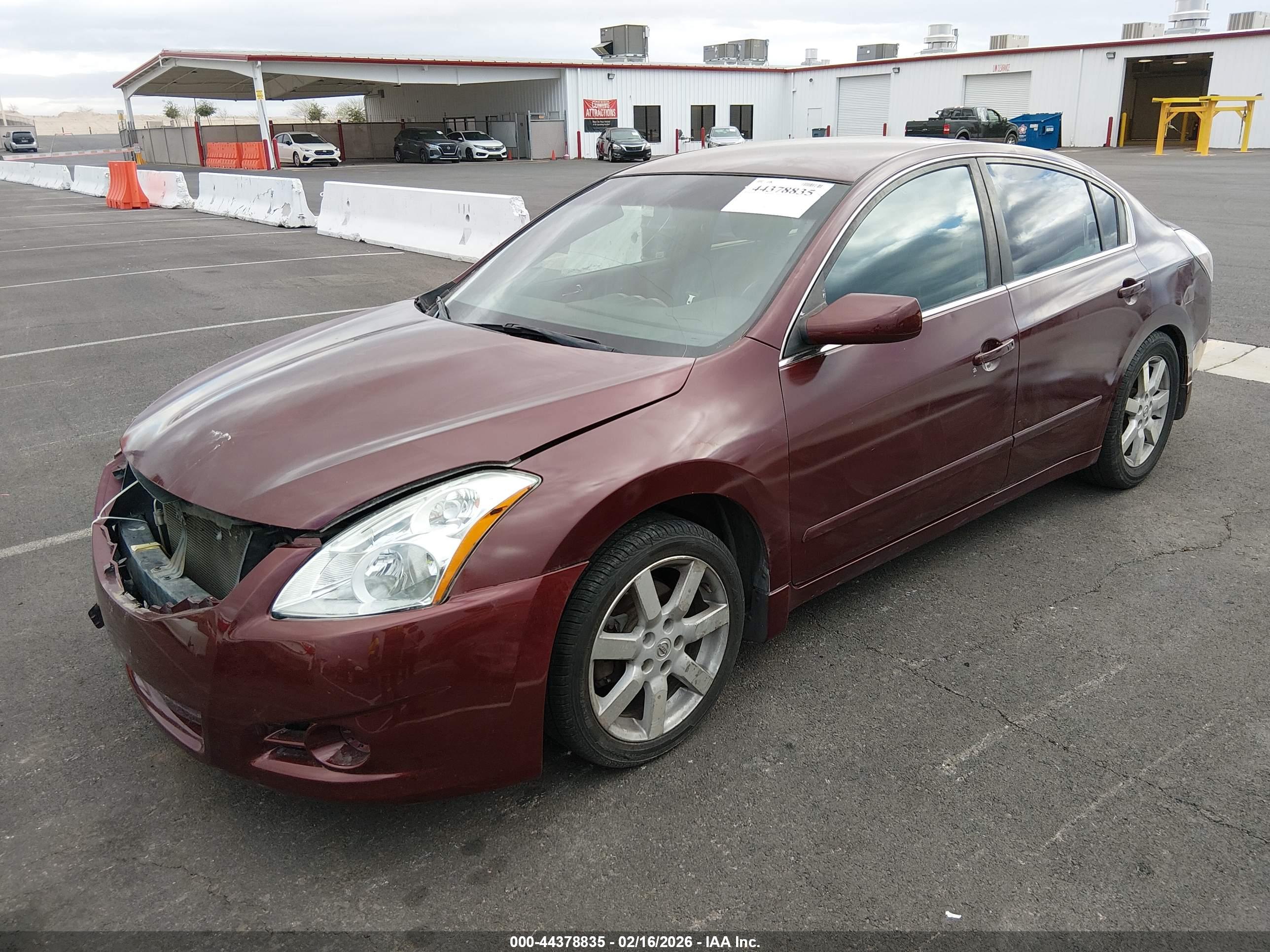 NISSAN ALTIMA image 2