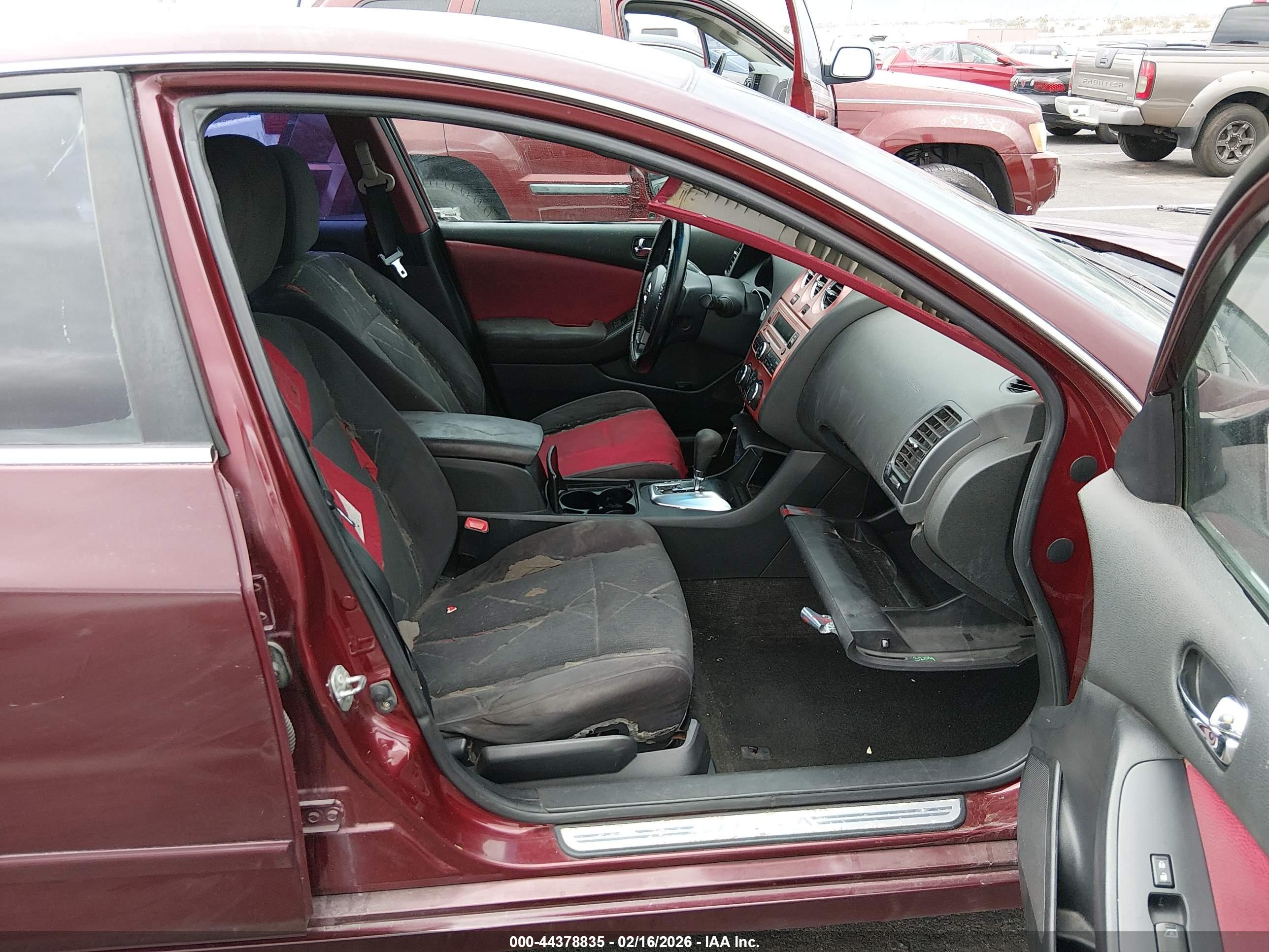 NISSAN ALTIMA image 5