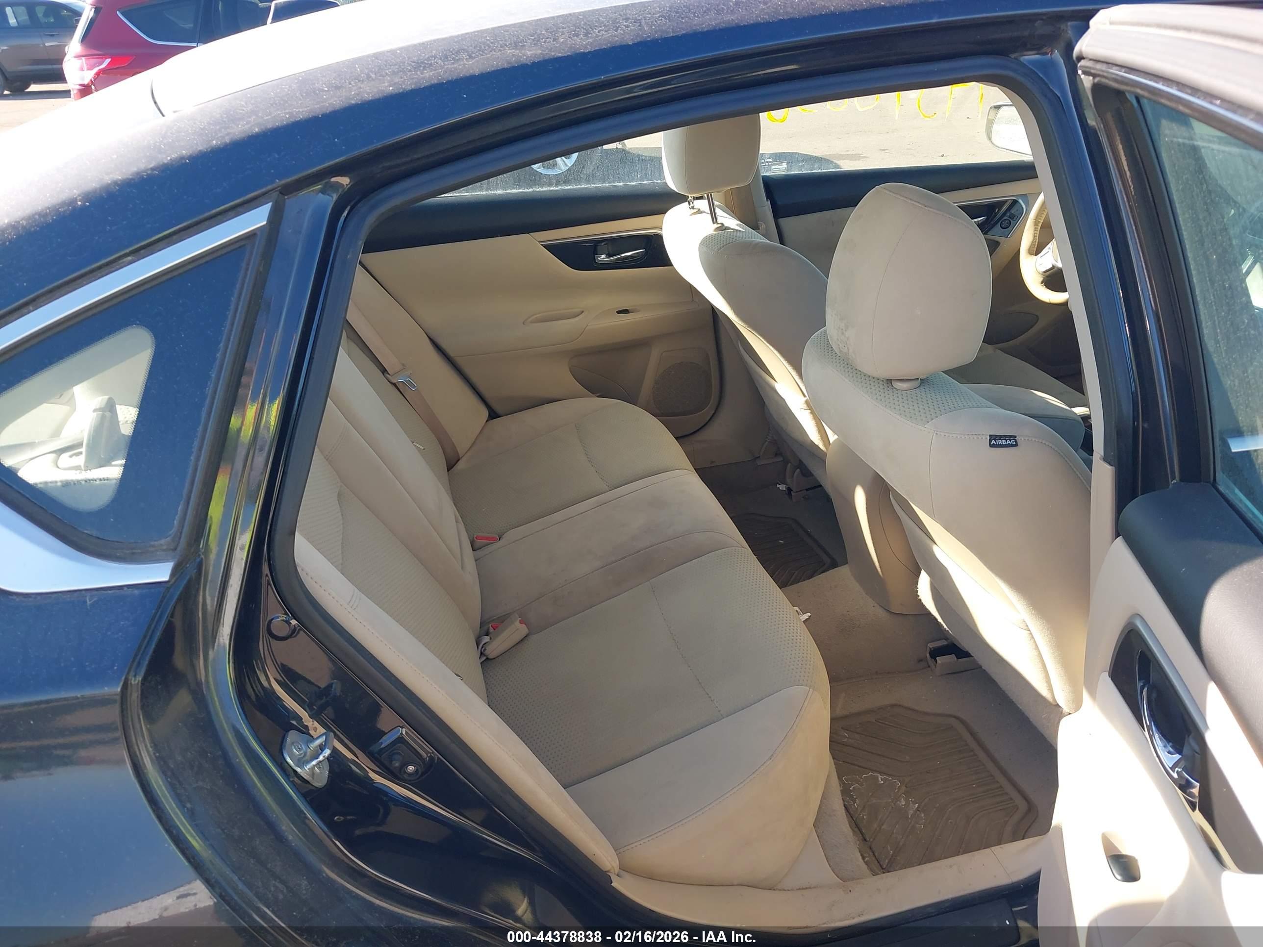 NISSAN ALTIMA image 8