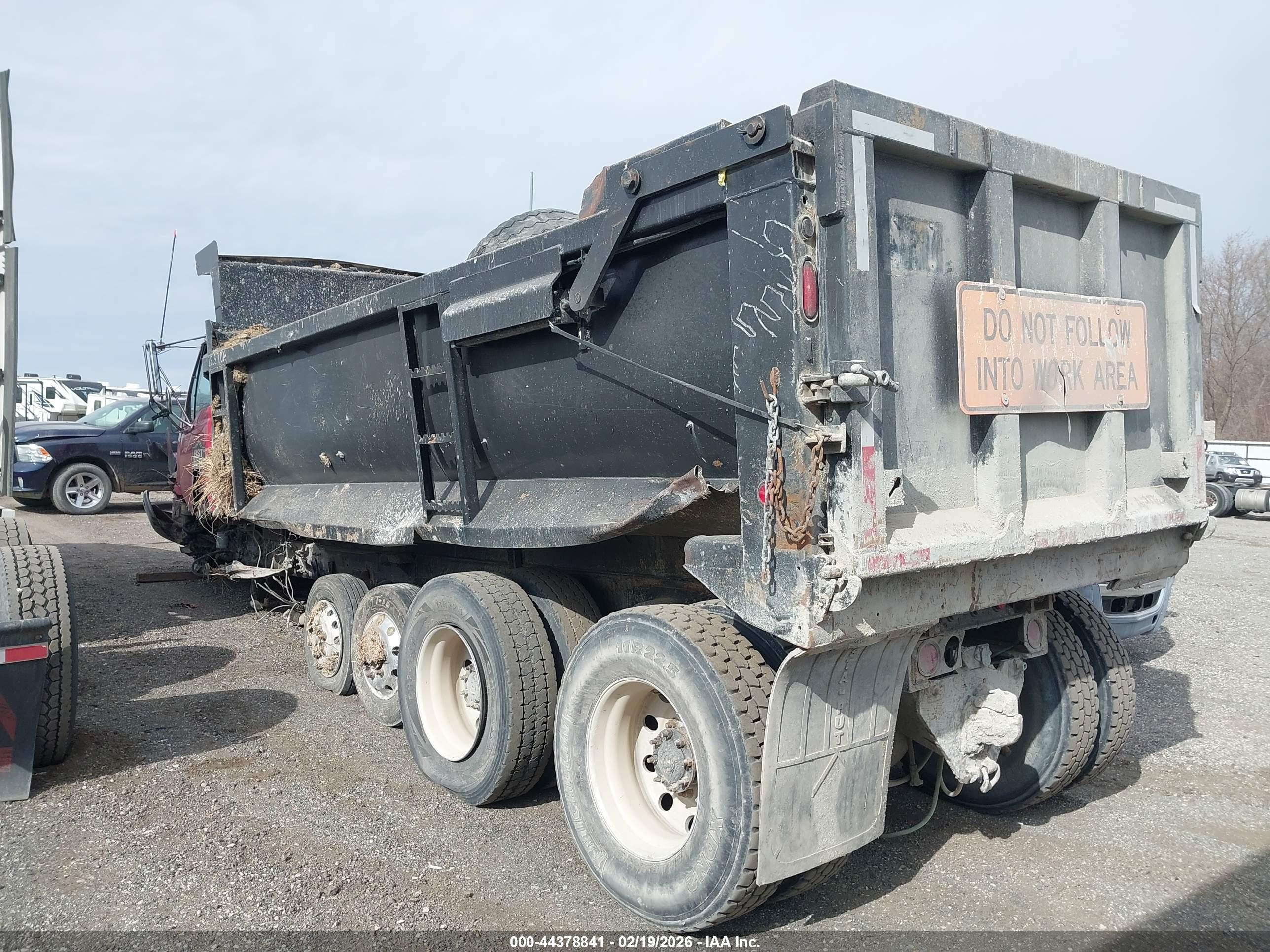 STERLING TRUCK image 3