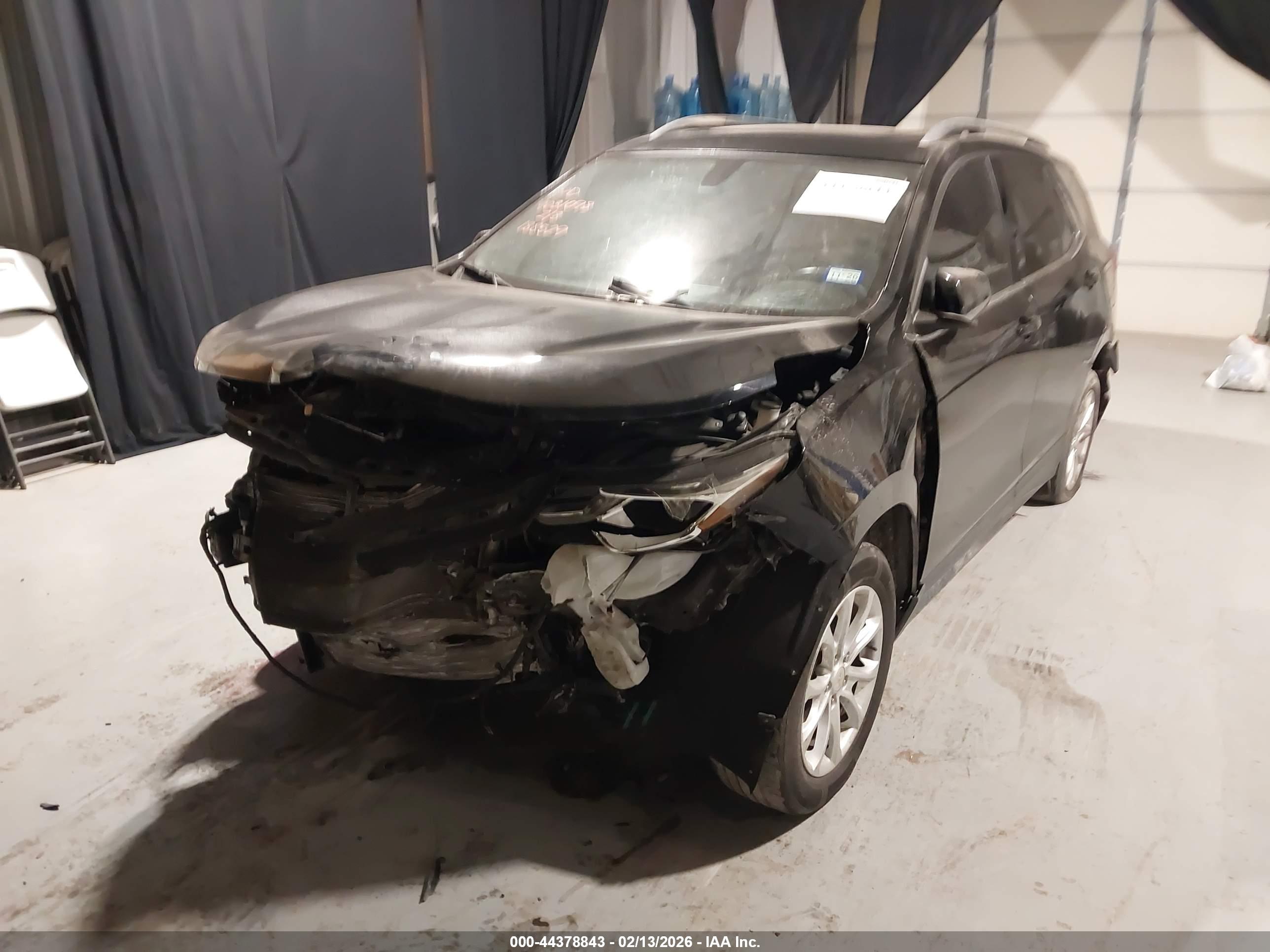 CHEVROLET EQUINOX image 2