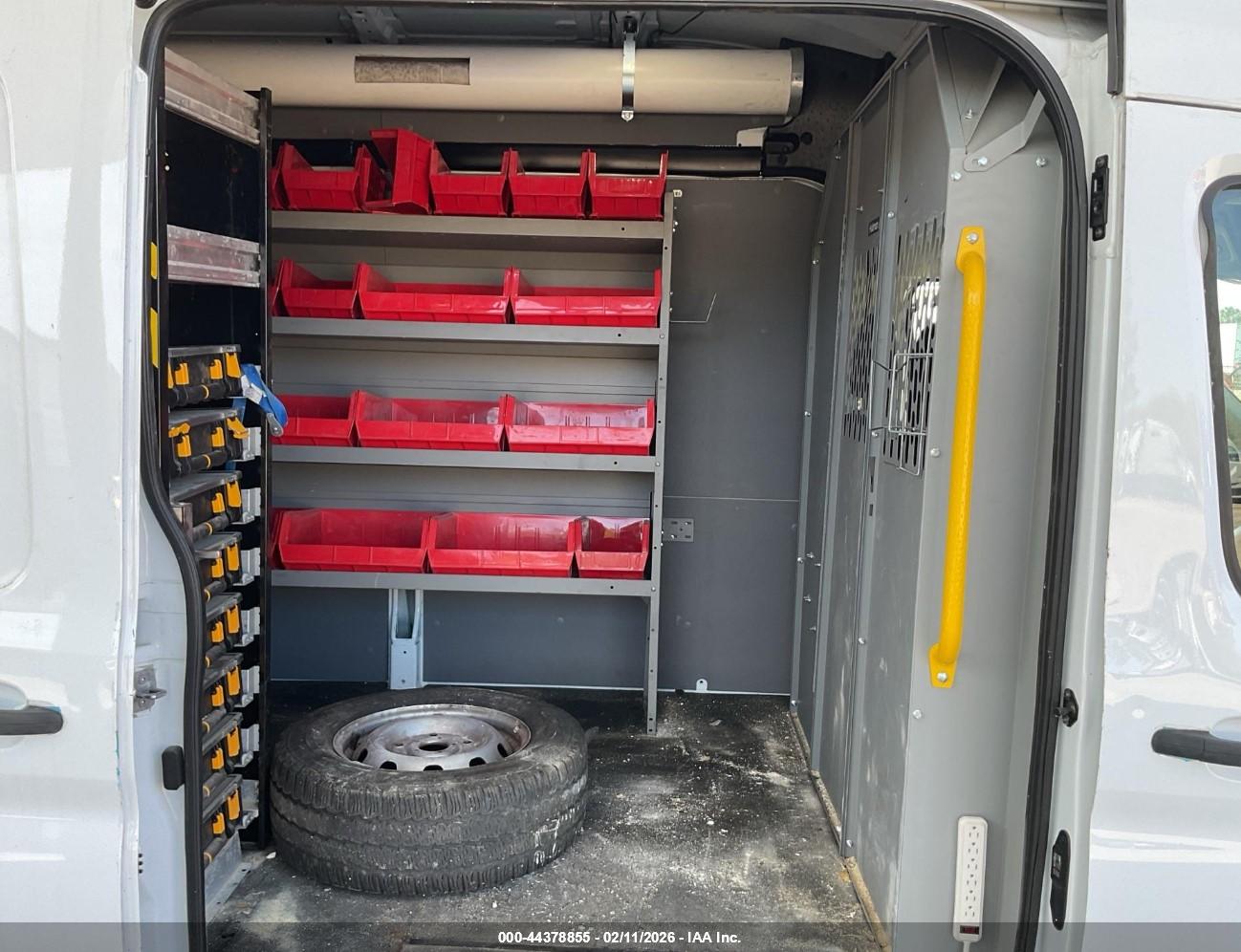 FORD TRANSIT-250 image 7