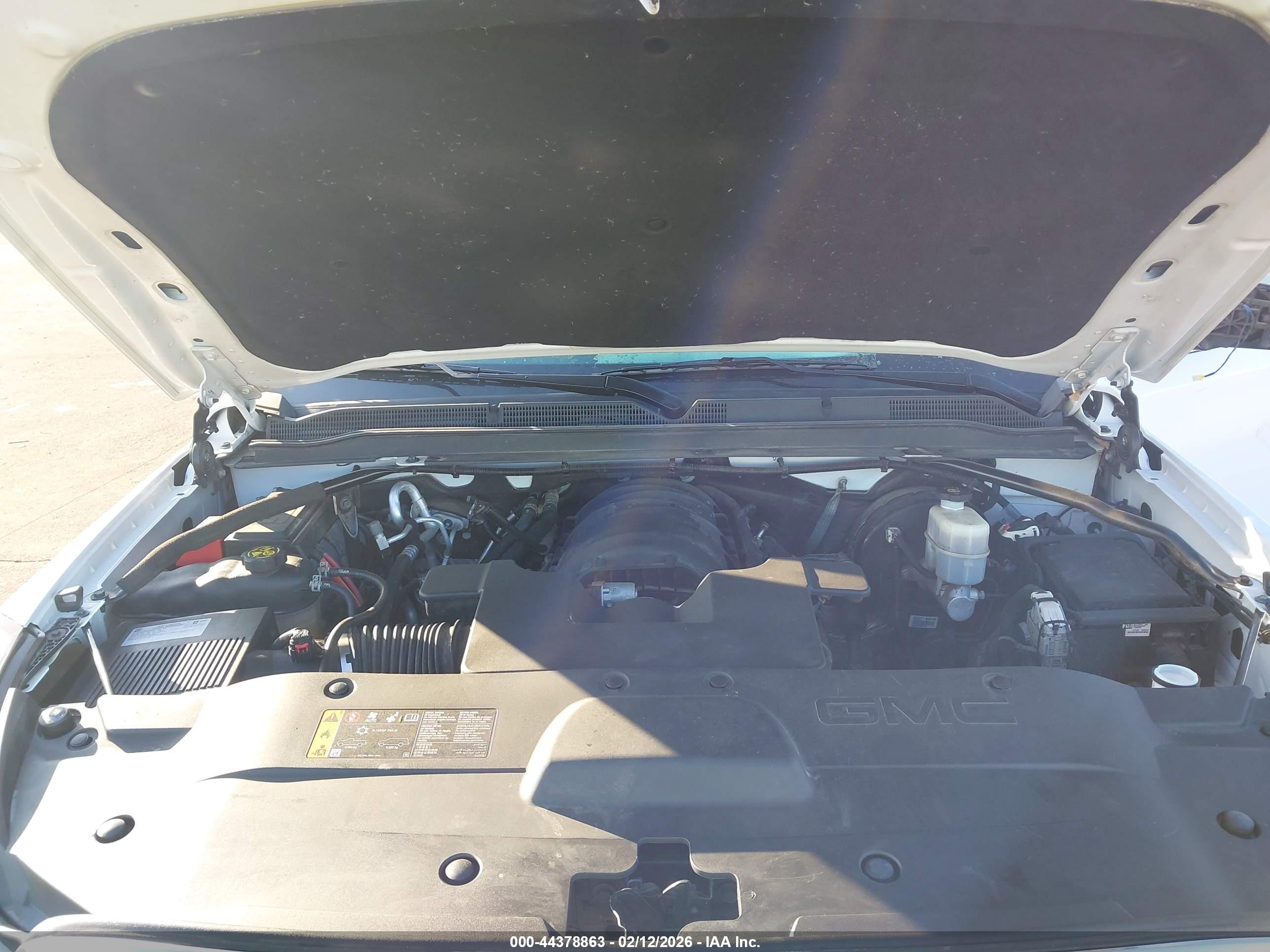 GMC YUKON image 10