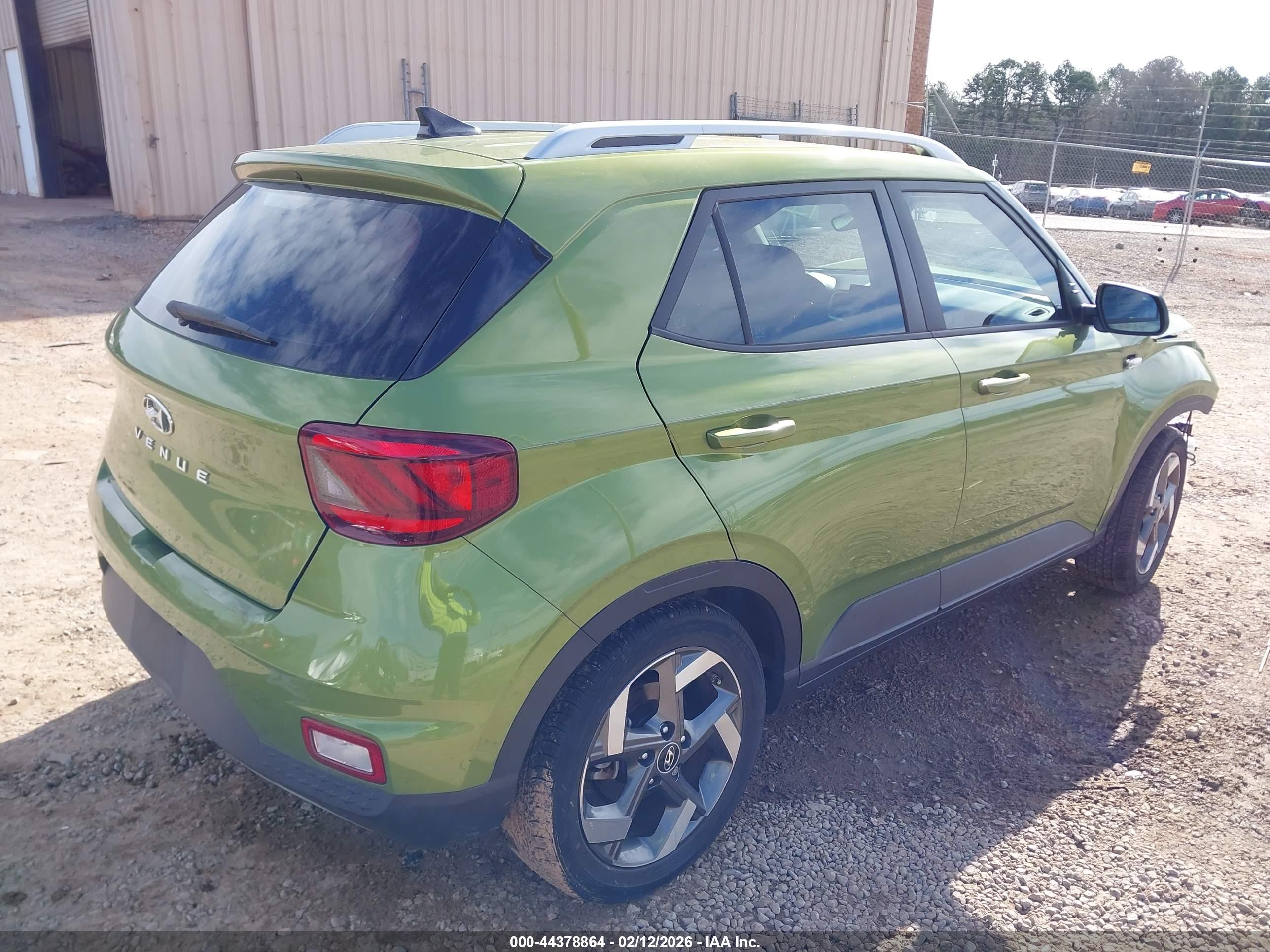 HYUNDAI VENUE image 4