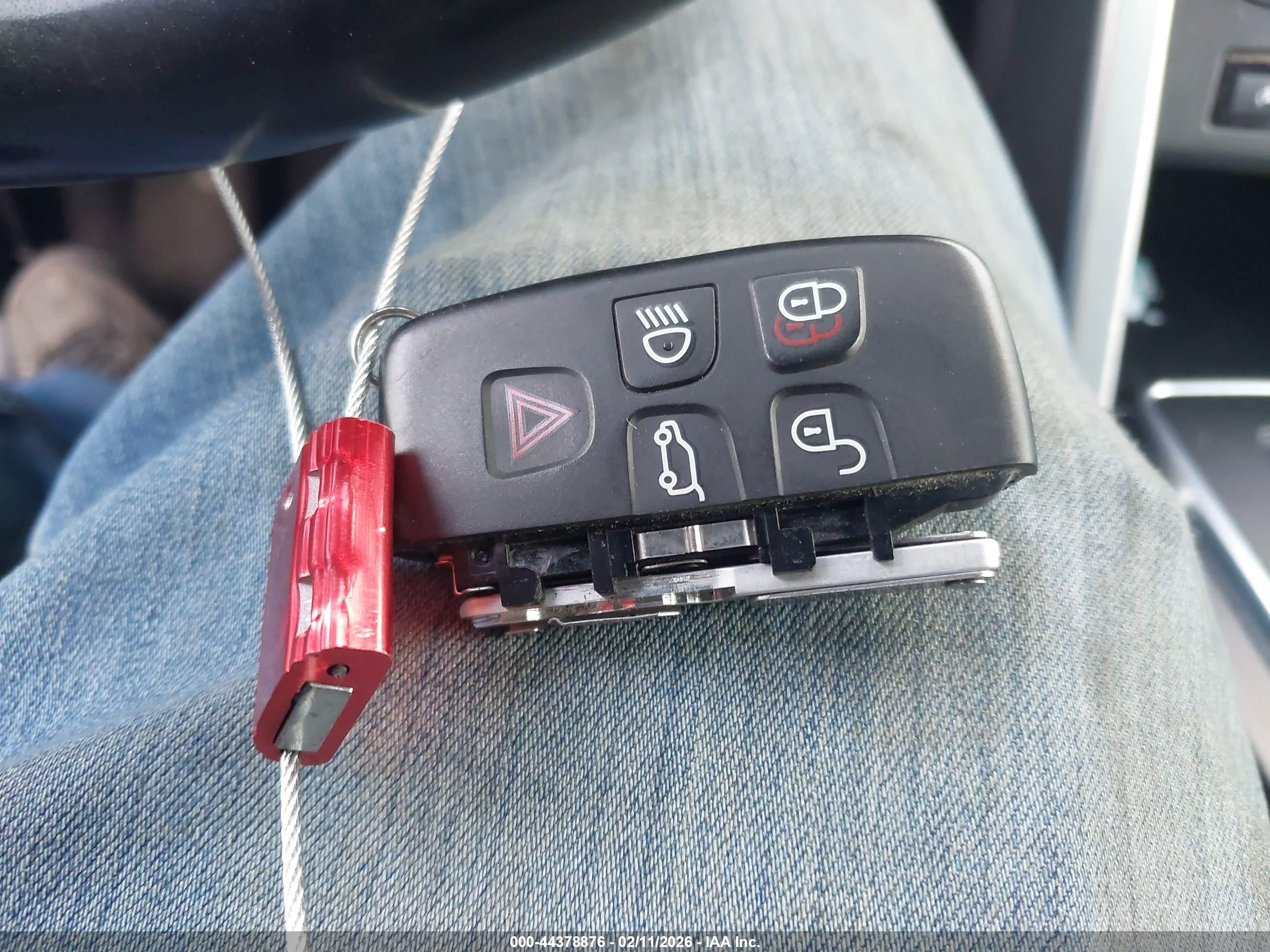LAND ROVER image 11