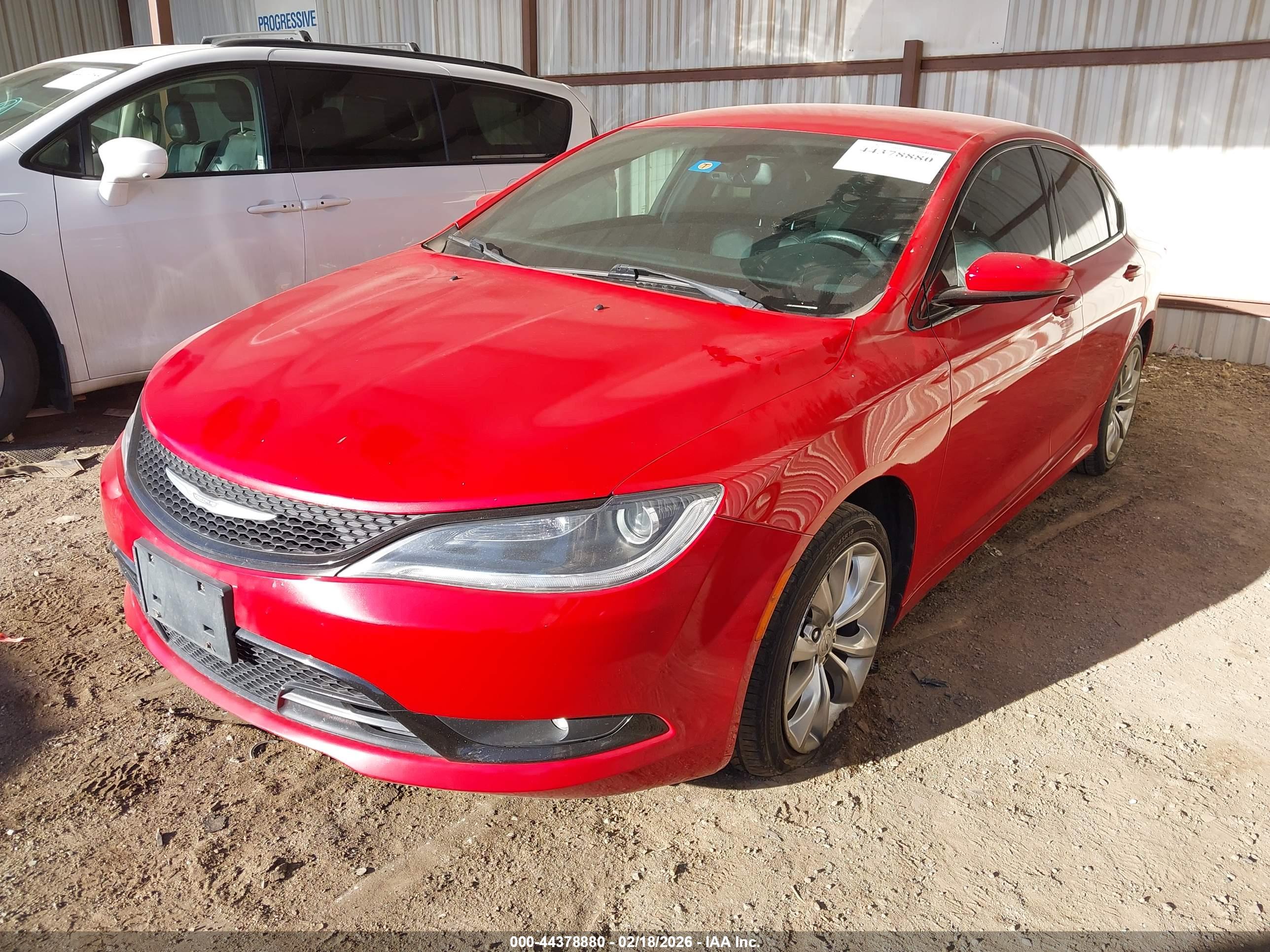 CHRYSLER 200 image 2