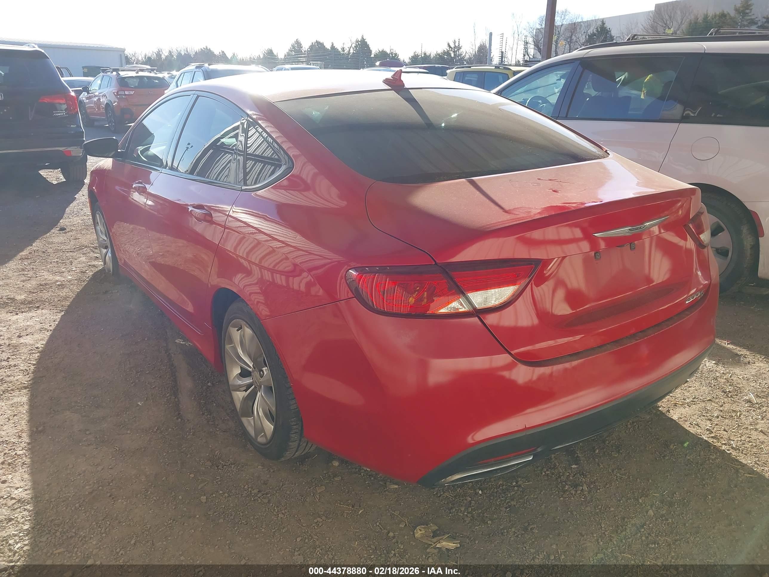CHRYSLER 200 image 3