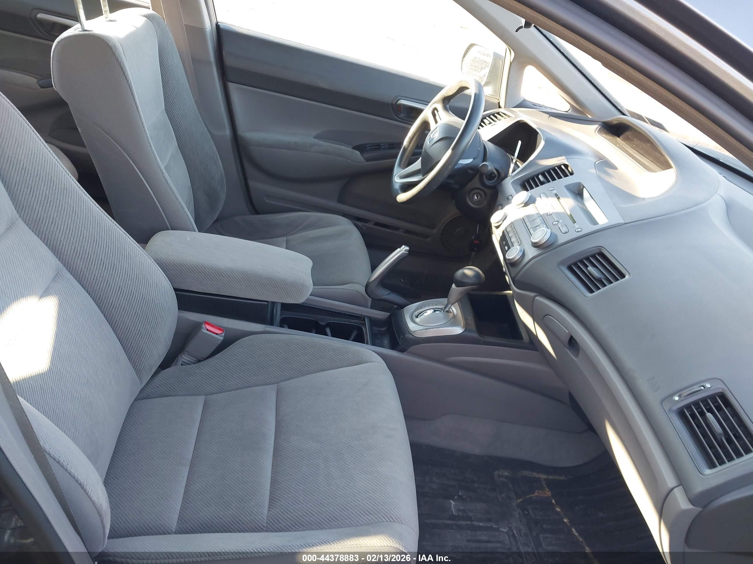 HONDA CIVIC image 5