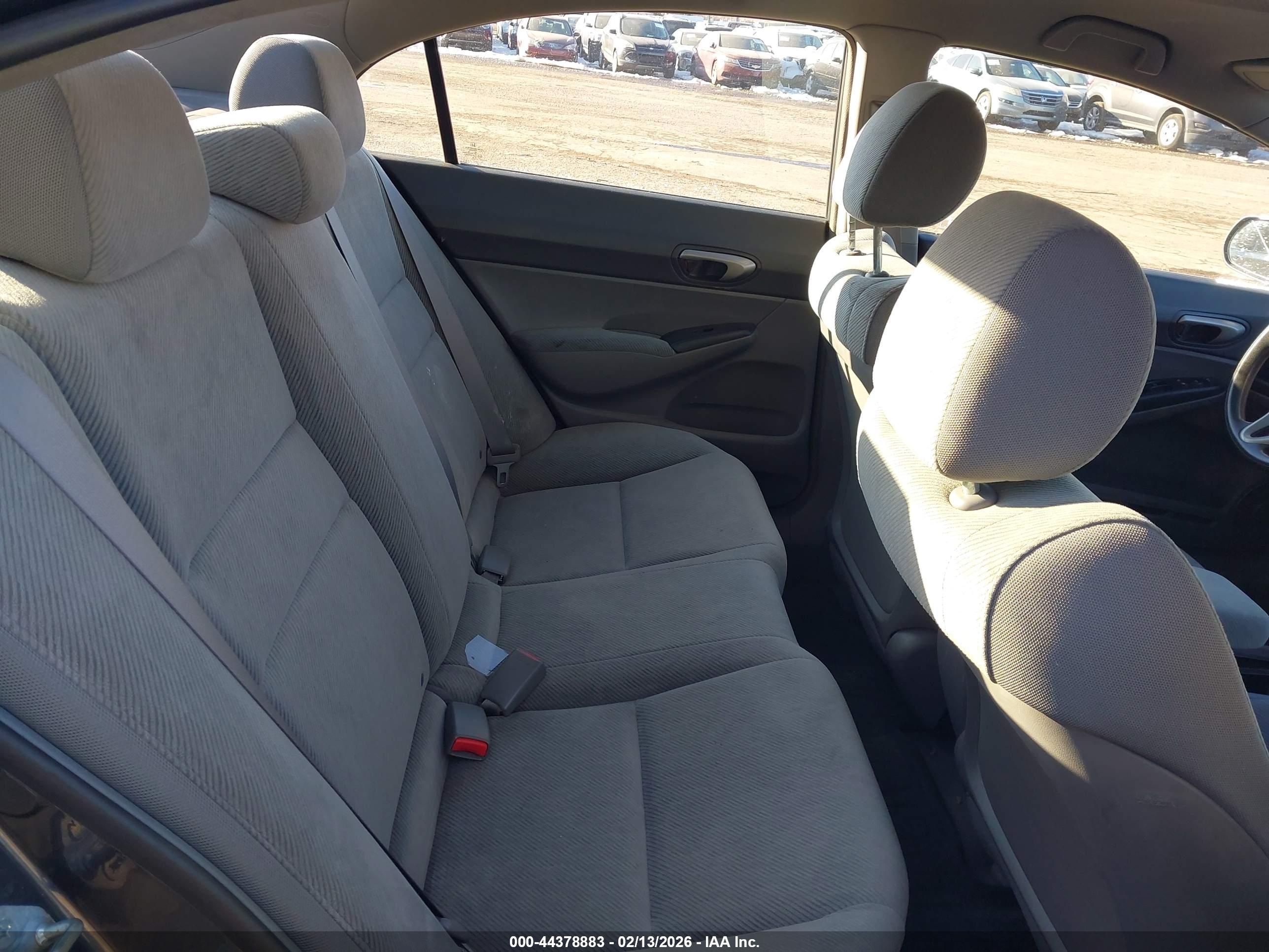 HONDA CIVIC image 8