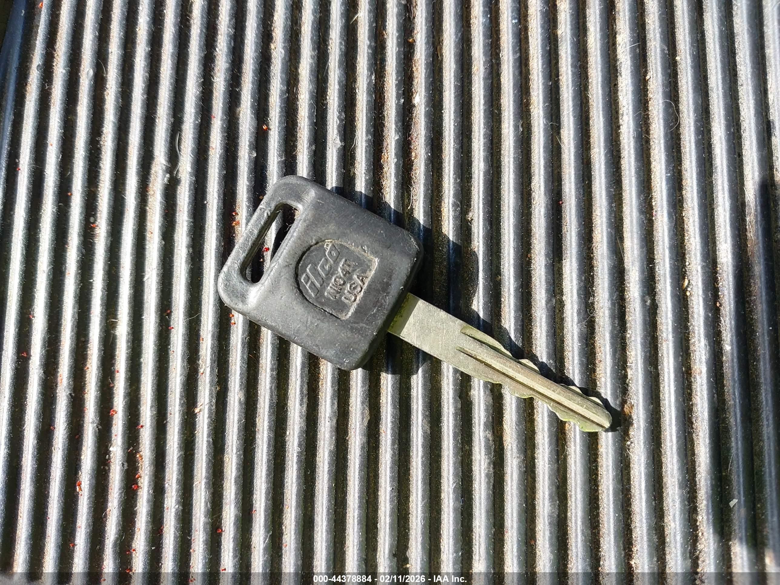 NISSAN TITAN image 11