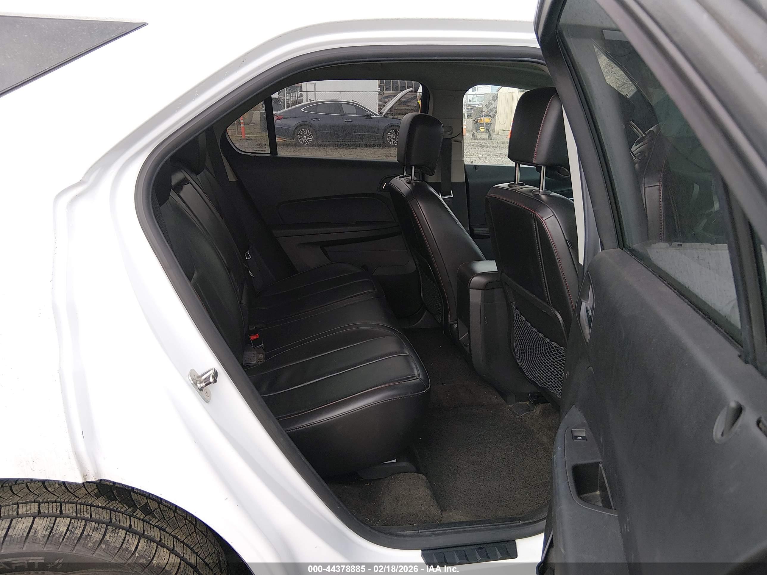 CHEVROLET EQUINOX image 8
