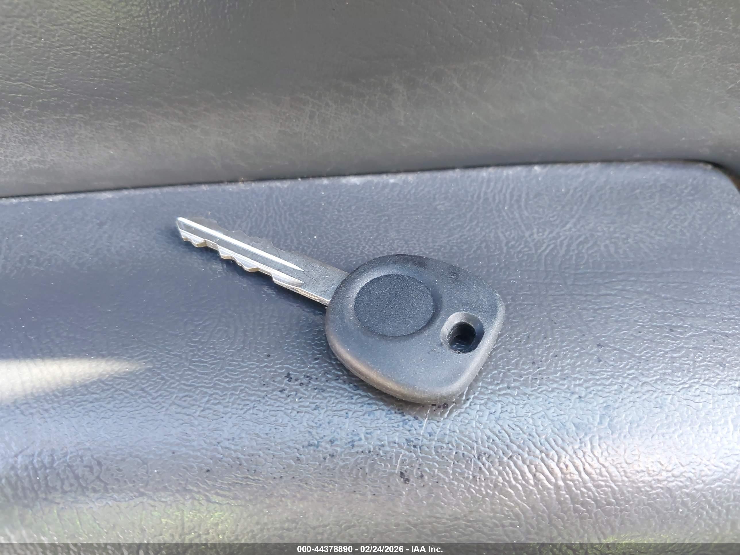 GMC YUKON image 11