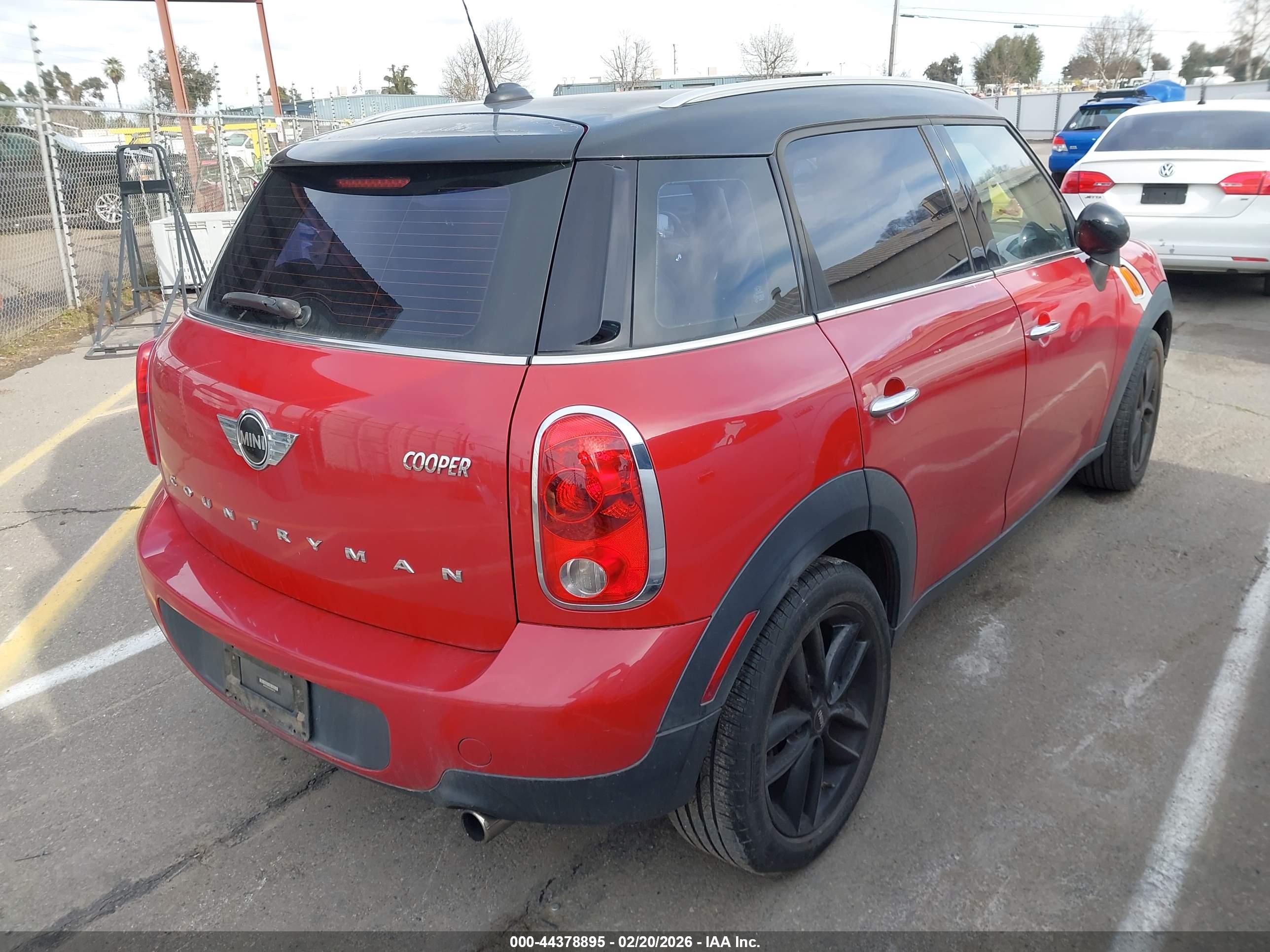MINI COUNTRYMAN image 4