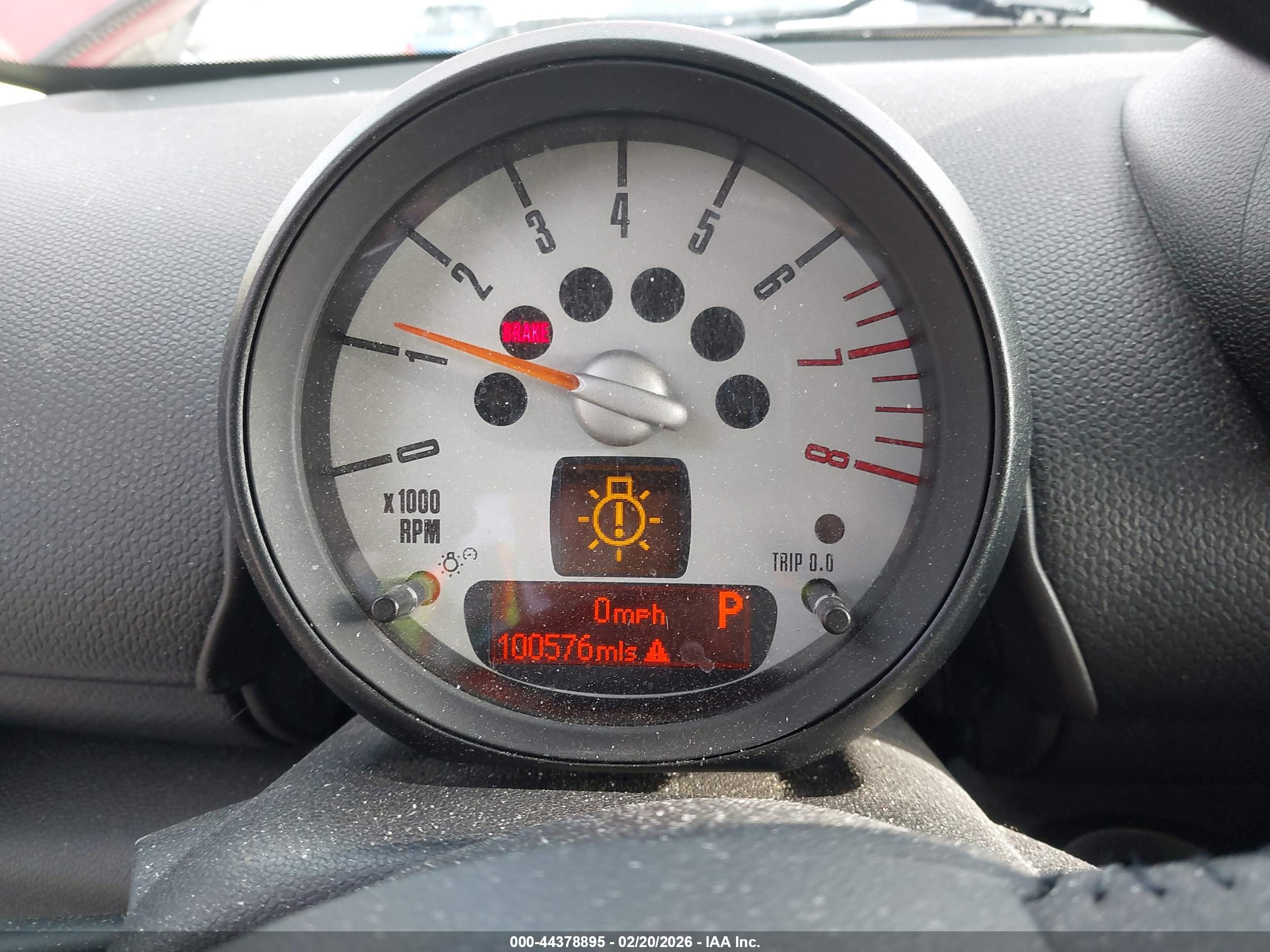 MINI COUNTRYMAN image 7