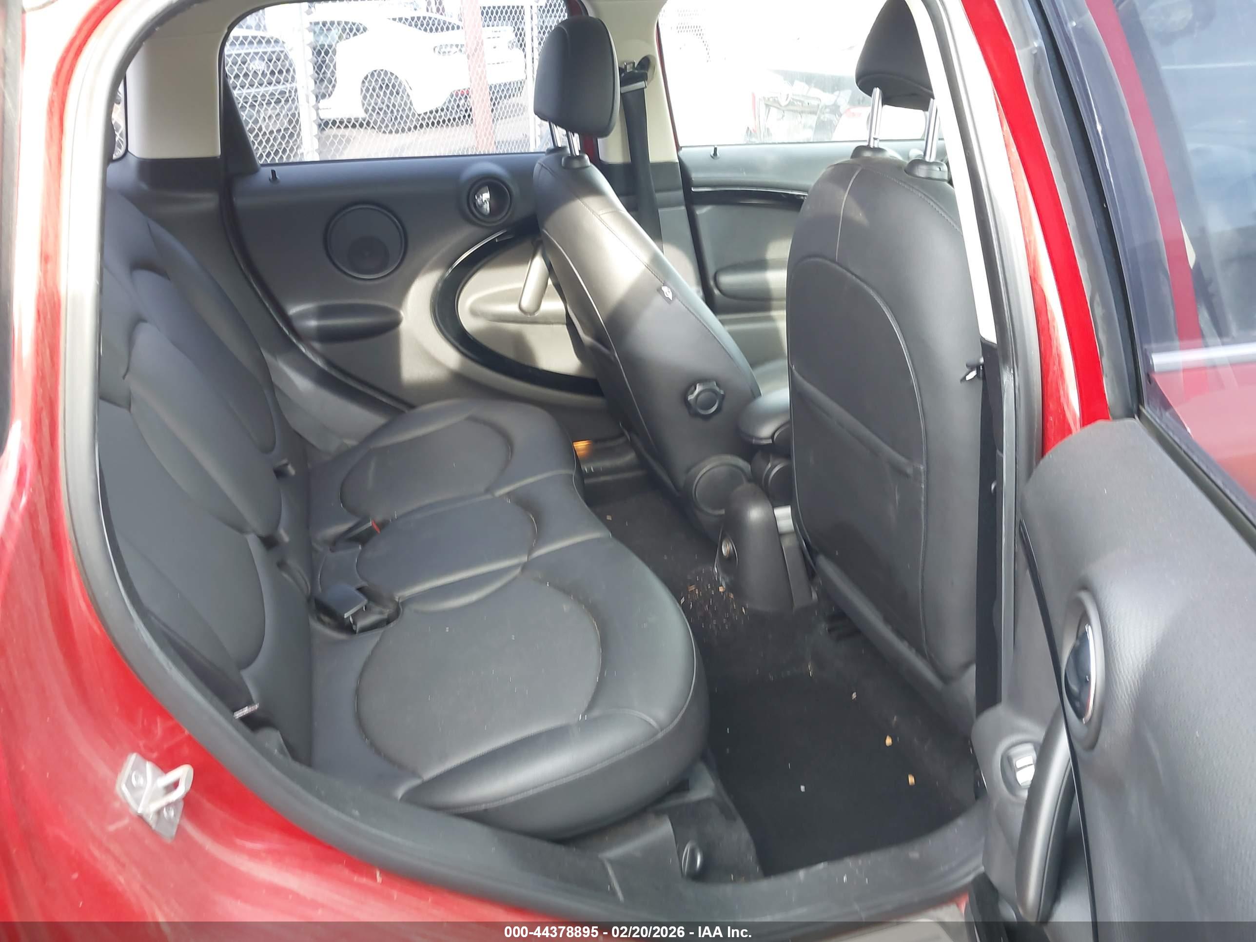 MINI COUNTRYMAN image 8