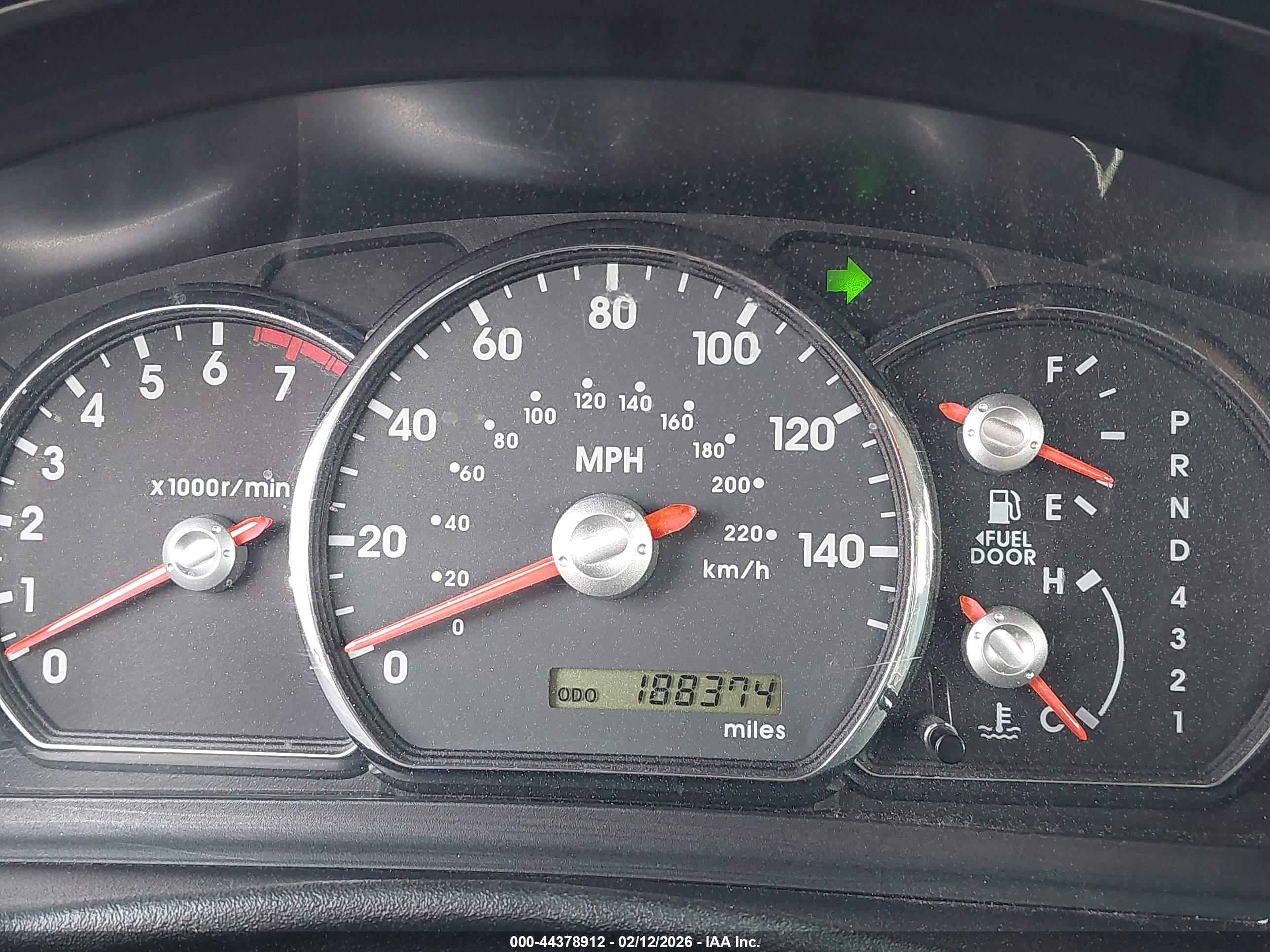MITSUBISHI GALANT image 7
