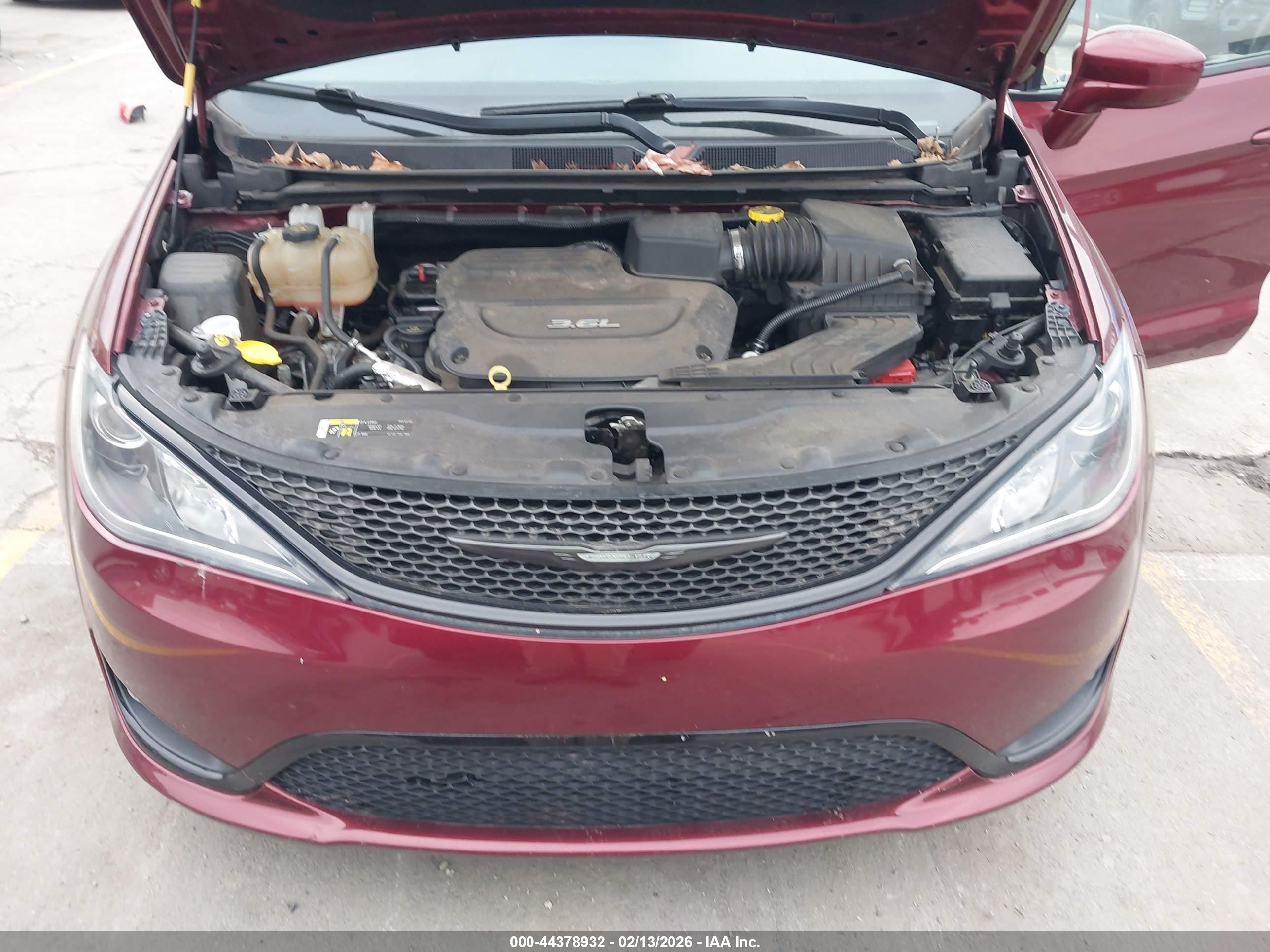 CHRYSLER PACIFICA image 10